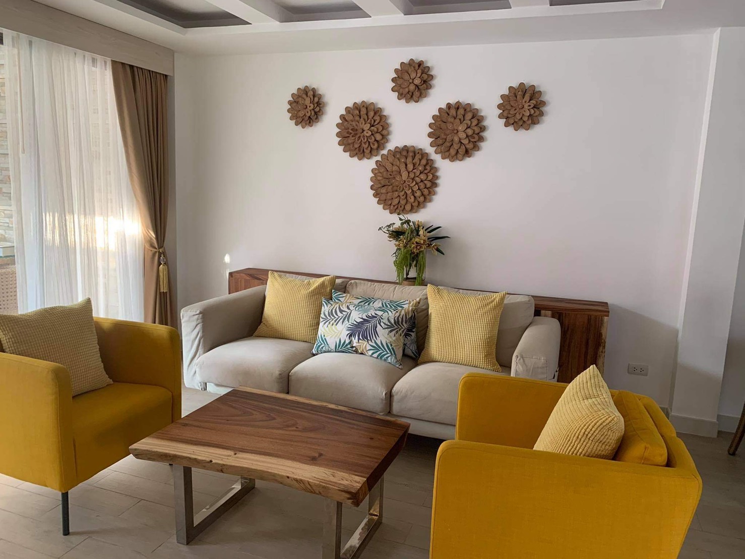 For Rent : Bangtao Private Pool Villa, 3 bedrooms 4 Bathrooms, Pool view.