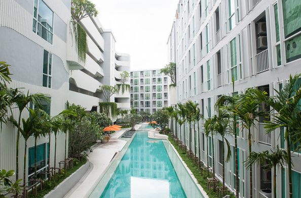 For Rent : Phuket Town,The Base Downtown, 1 Bedroom 1 Bathroom. Pool View.