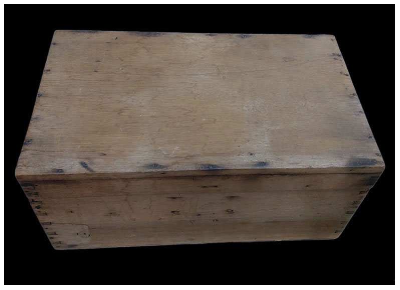 หีบไม้สัก งานเก่า ขนาด32*54*27cm