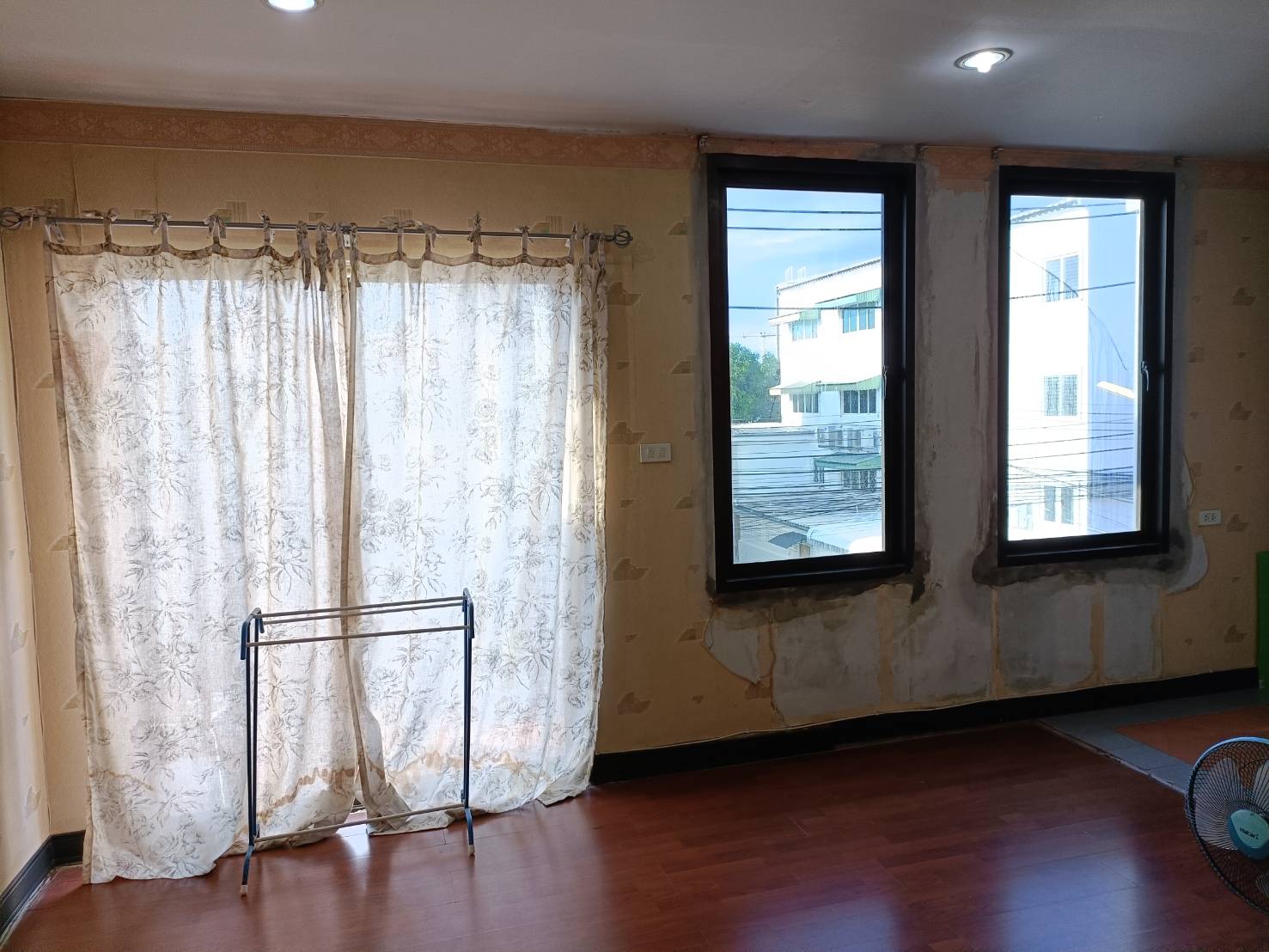 For Rent : 2-Story Town Home @Chalong Parkview, 2 Bedrooms 3 Bathrooms
