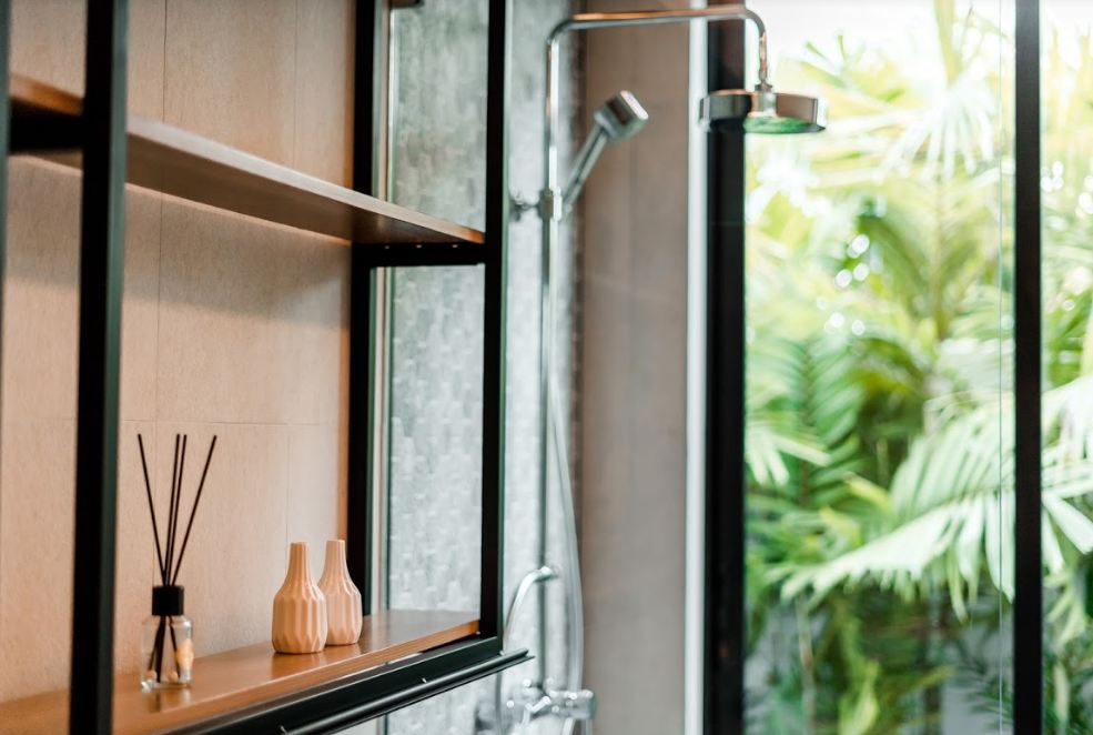 For Sale : Nai Harn, Luxury New Pool Villa, 4 Bedrooms 4 Bathrooms, Garden view.