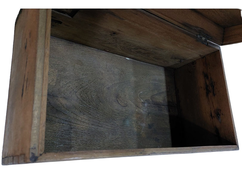 หีบไม้สัก งานเก่า ขนาด32*54*27cm