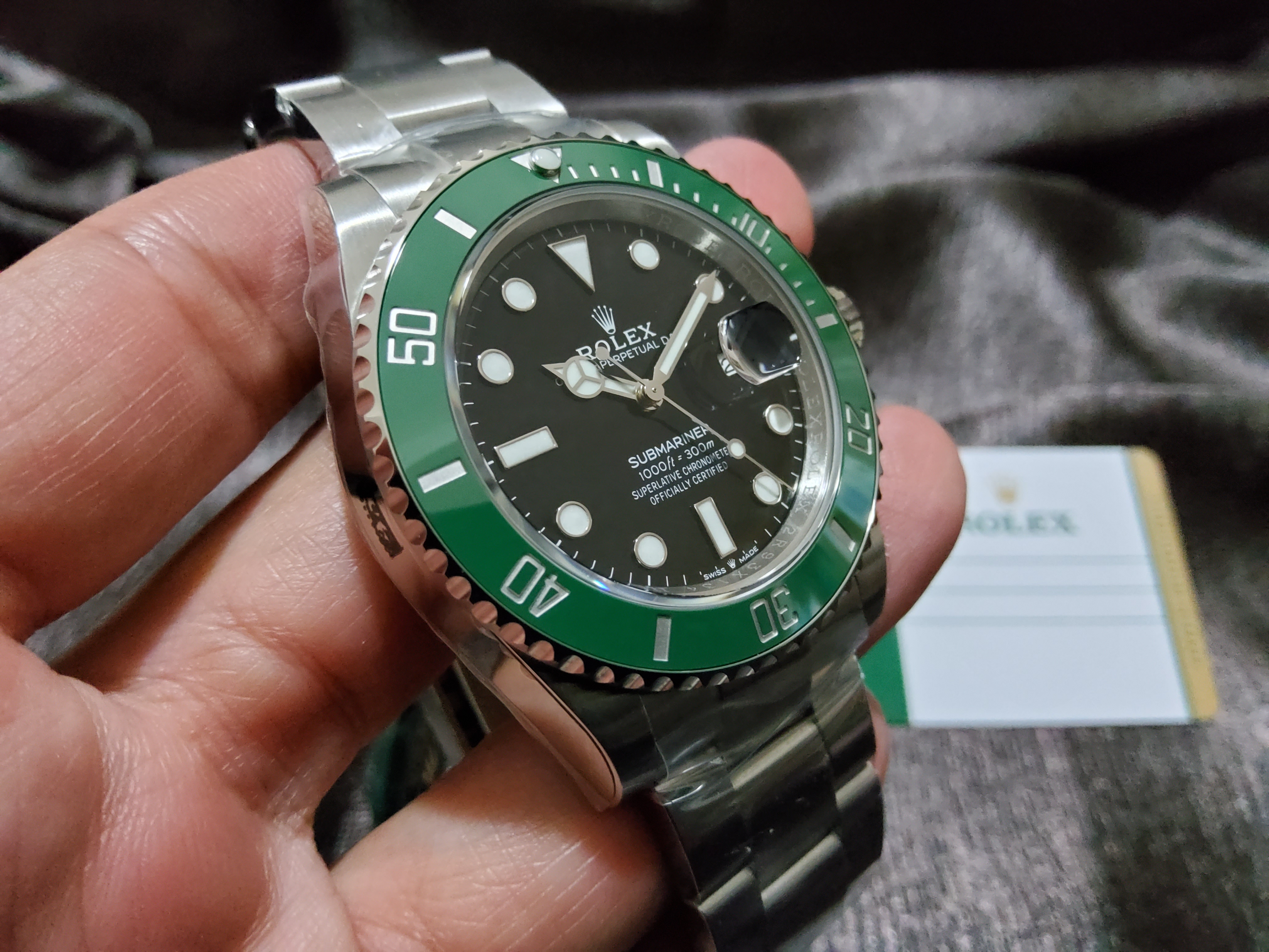 PRE-ORDER ROLEX SUBMARINER GREEN STARBUCK (40MM.) กลไกโคลน ROLEX 3235