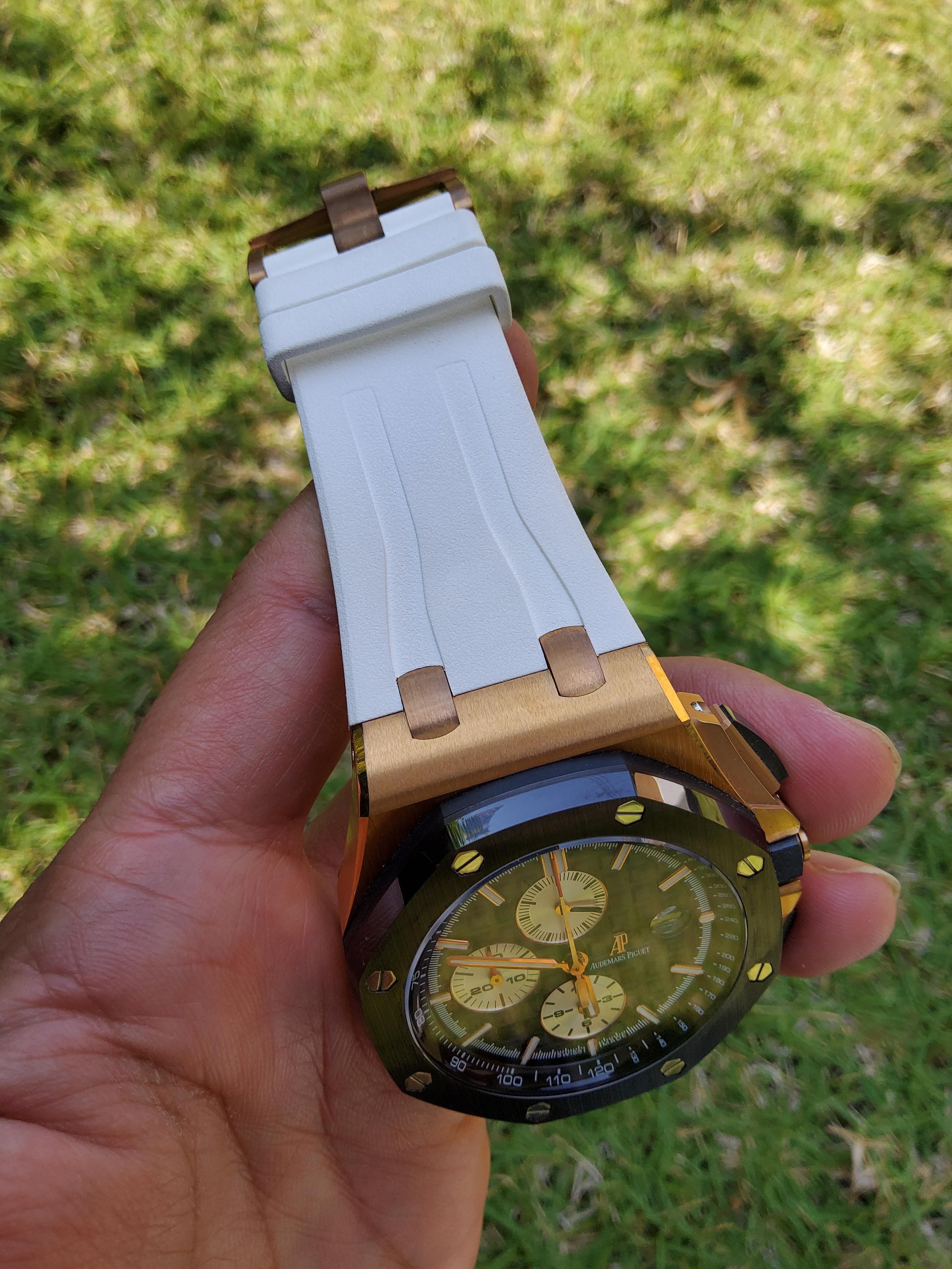 USED AP OFFSHORE NOVELTY CHRONOGRAPH ROSEGOLD (44MM.)