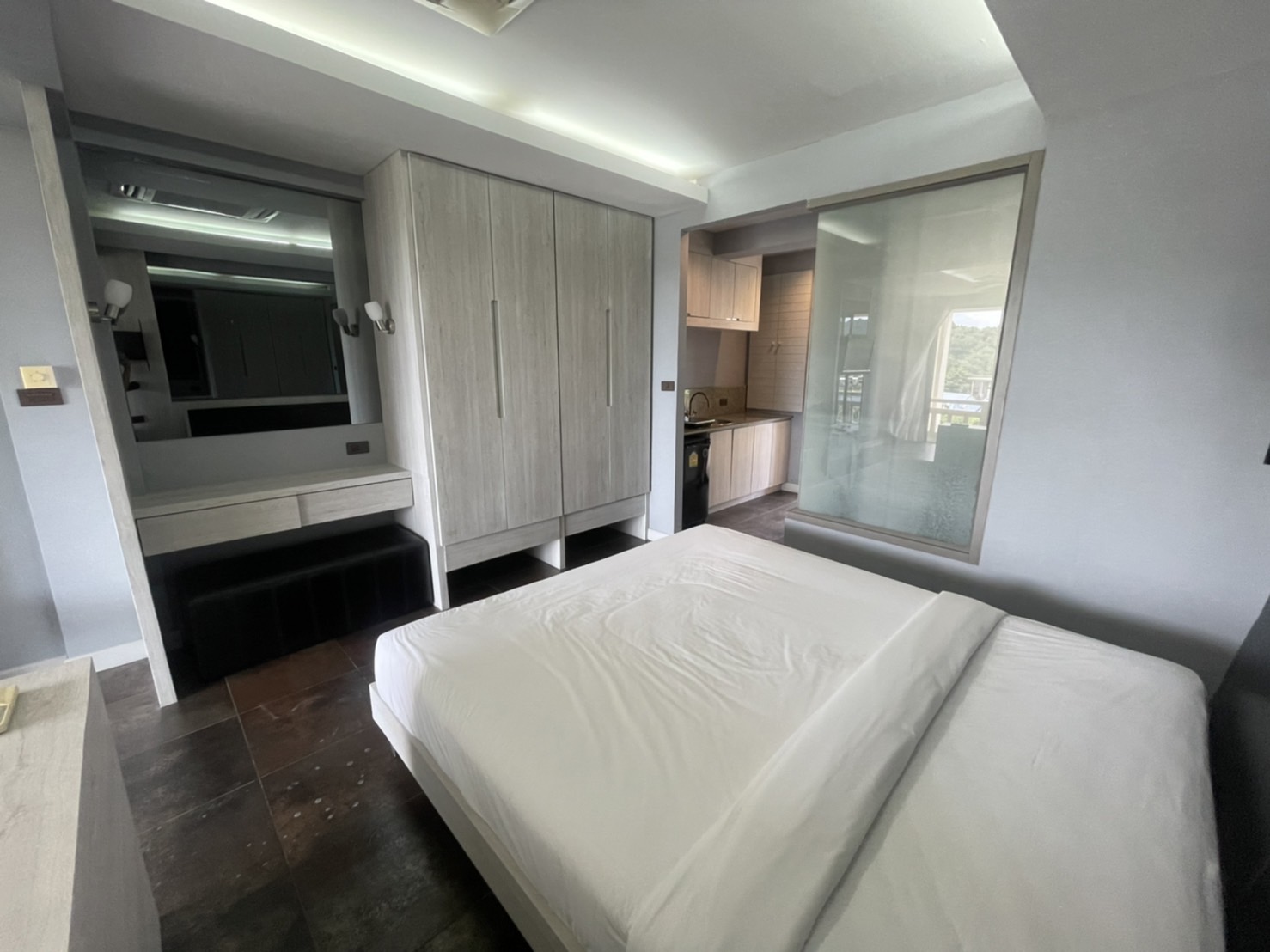 For Rent : Kathu Green Golf Resident, 1 Bedroom 1 Bathroom, 6th