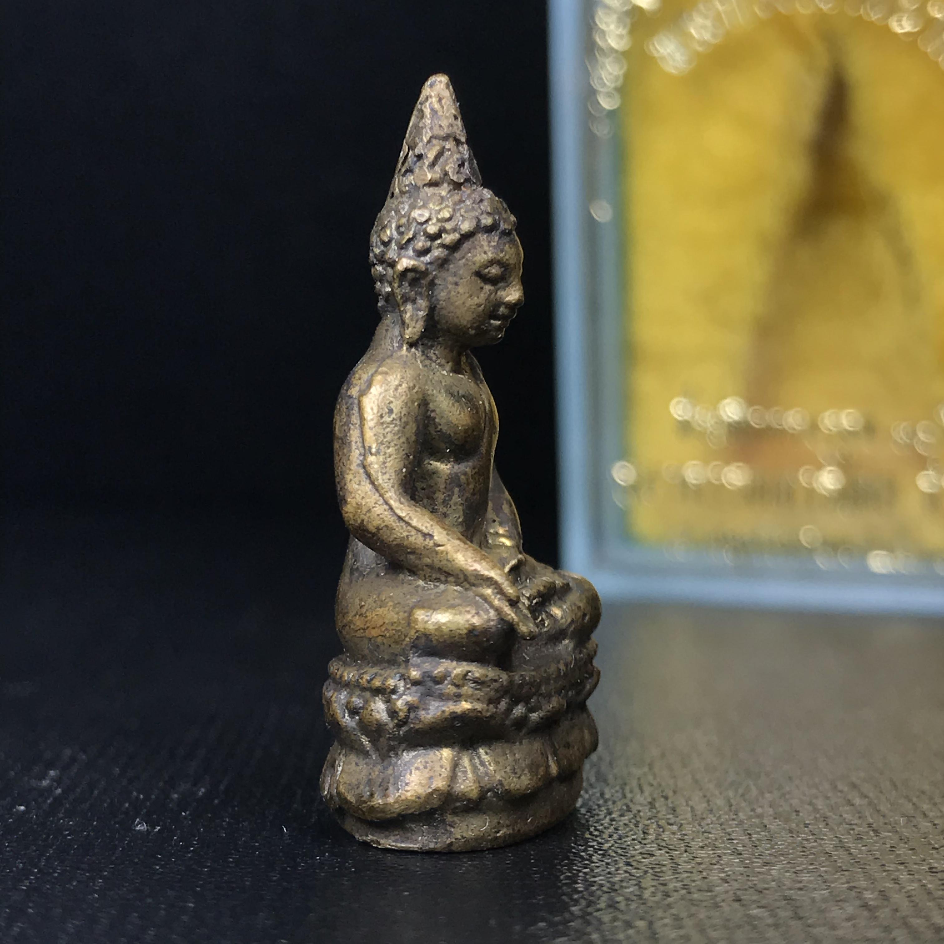 พระกริ่งไพรีพินาศ วัดบวรนิเวศ ปี2530 เนื้อทองผสม ที่ระลึกครบรอบ30ปี ธนาคารทหารไทย (มีส่วนผสมของชนวนเก่าของไพรีพินาศรุ่นแรก)อานุภาพยิ่งใหญ่ กำราบศัตรูพ่ายสิ้น พระไพรีพินาศ