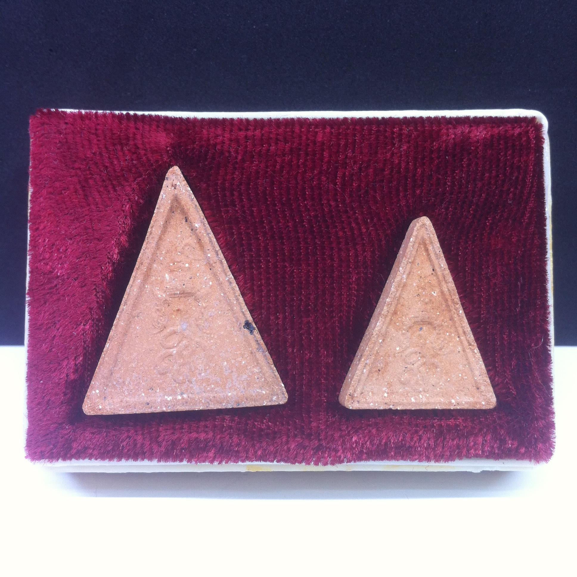 พระสมเด็จนางพญา ส.ก. พิมพ์ใหญ่-เล็ก ปี2519 วัดบวรนิเวศวิหาร