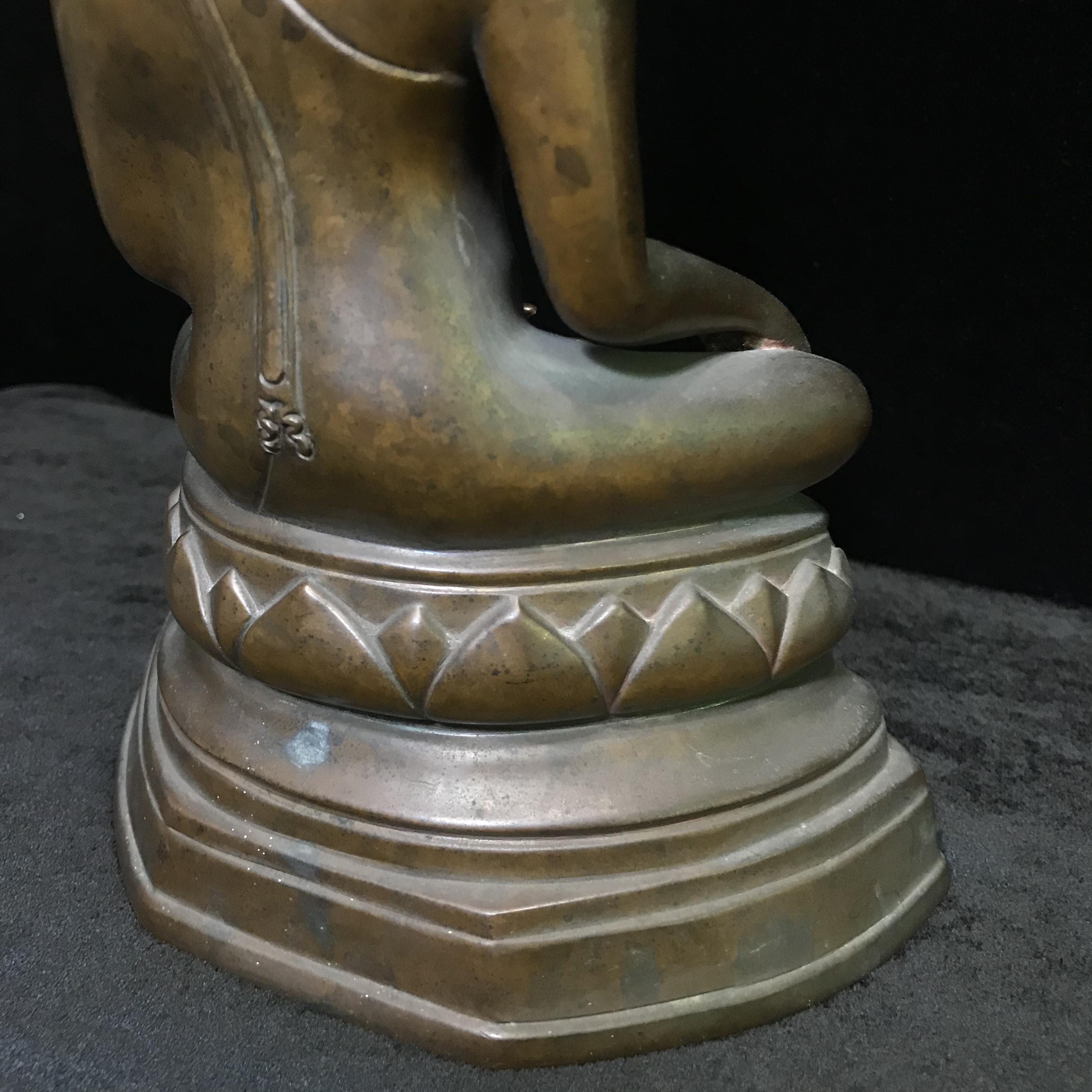 พระพุทธรูปบูชาวชิรมงกุฏ(อักษรย่อ จอุ)วัดมกุฏกษัตริยาราม ปี2511 หน้าตัก 5นิ้ว