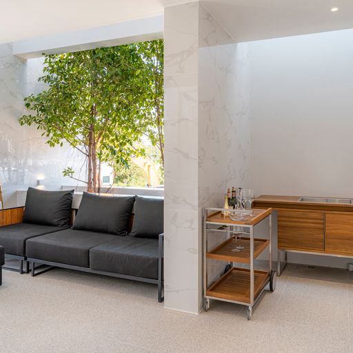 For Sales : Cherngtalay, 3-Storey Private Pool Villa @soi Pasak 8, 3 Bedrooms, 3 Ensuite bathrooms