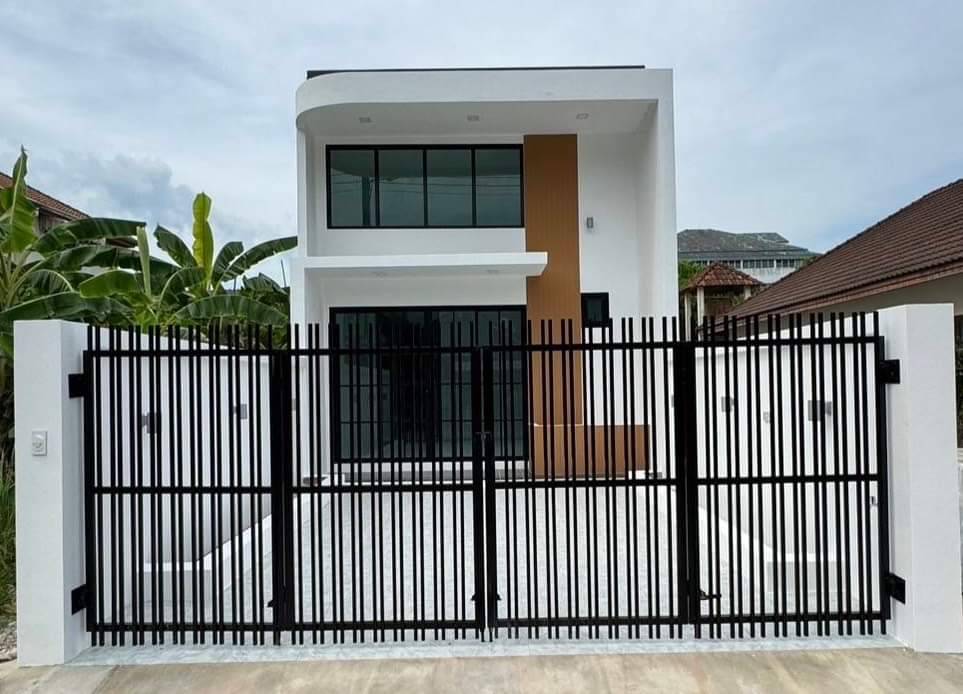 For Sales : Ratsada, One-Story Town House, 2 Bedrooms 2 Bathrooms
