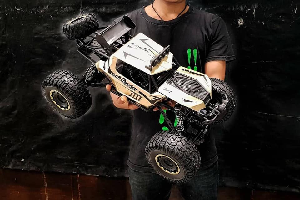 รถบังคับ สเกล 1/8 คันใหญ่ รถไต่หิน Rock Crawler 4x4 บอดี้เหล็ก