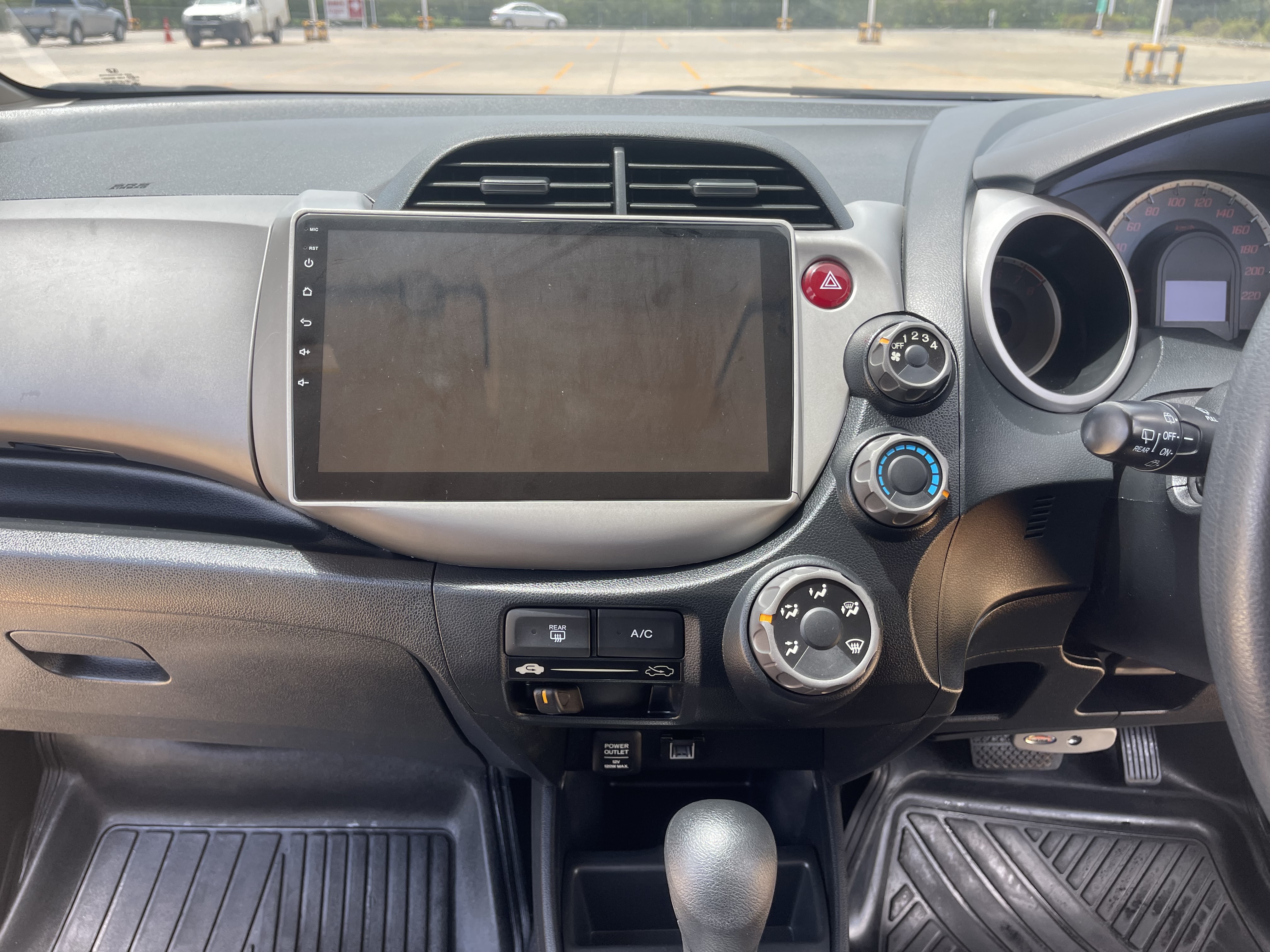 Honda Jazz 1.5 V At 2013 เทา