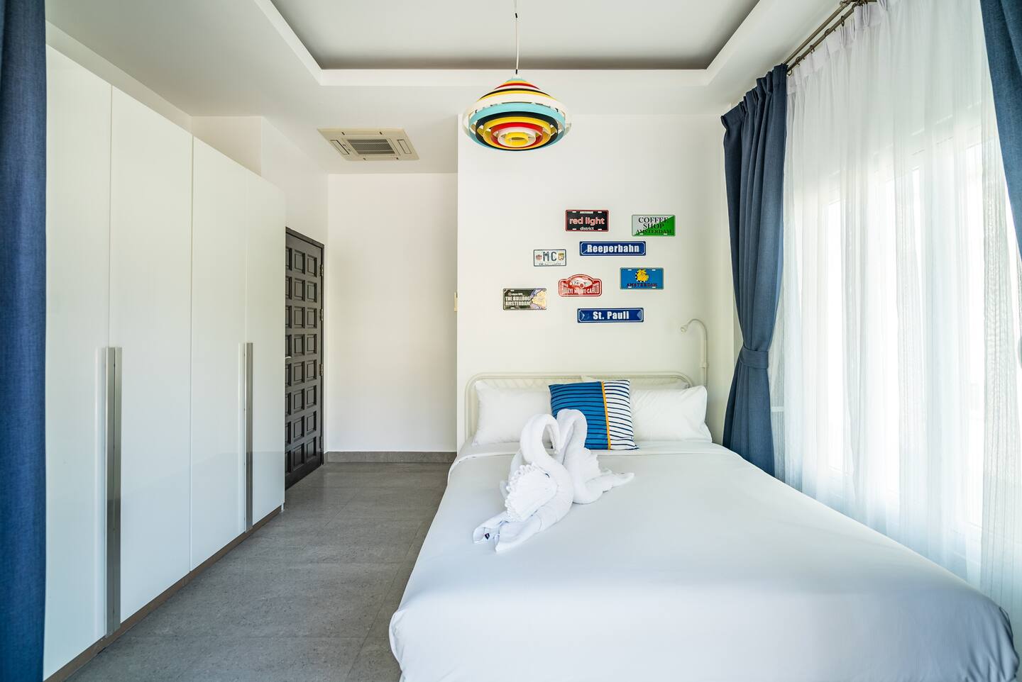 For Sale : Patong Private Pool Villa, 4 bedrooms 4 Bathrooms, Sea view.