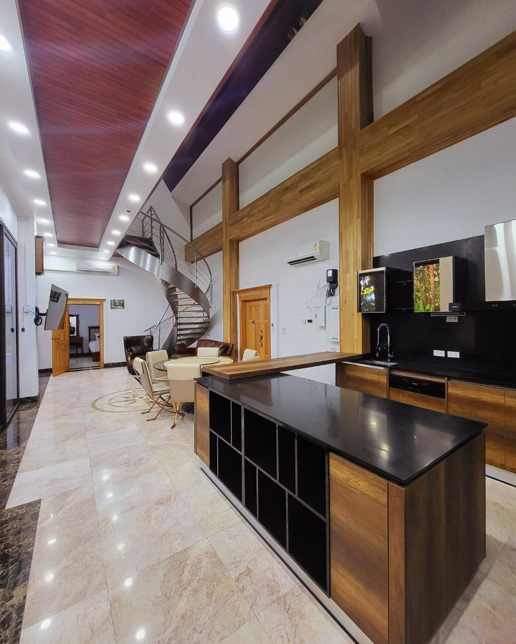 For Rent : Rawai, Naiharn Private Pool Villa, 4 bedrooms 5 Bathrooms