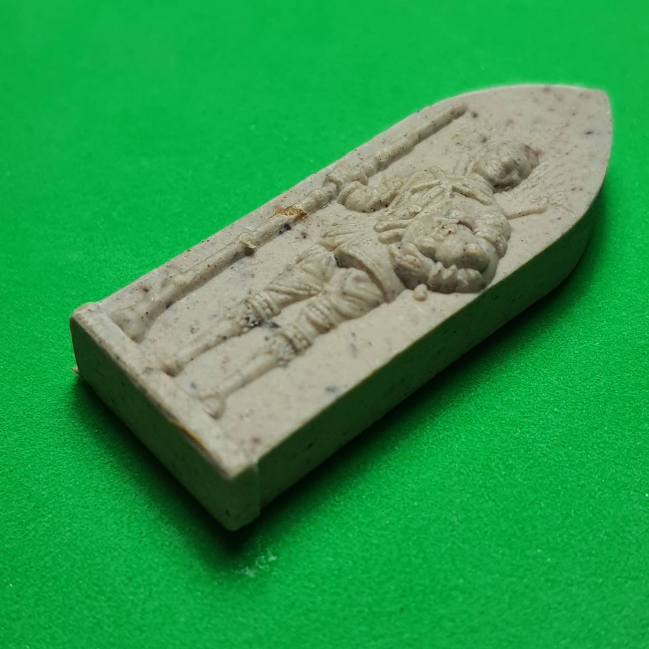 พระเครื่อง พระนเรศวร รางปืน เนื้อมวลสาร สีขาว รุ่นกฤษฏาภินิหาร พระแท้ พระนเรศวรแท้ พระนเรศวรขิงแท้ พระเครื่อง