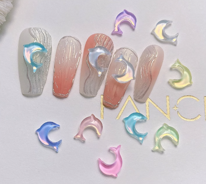 SKU-01071 ชุดแต่งเล็บ โลมา หัวหมีM หมี ( 20 ชิ้น )