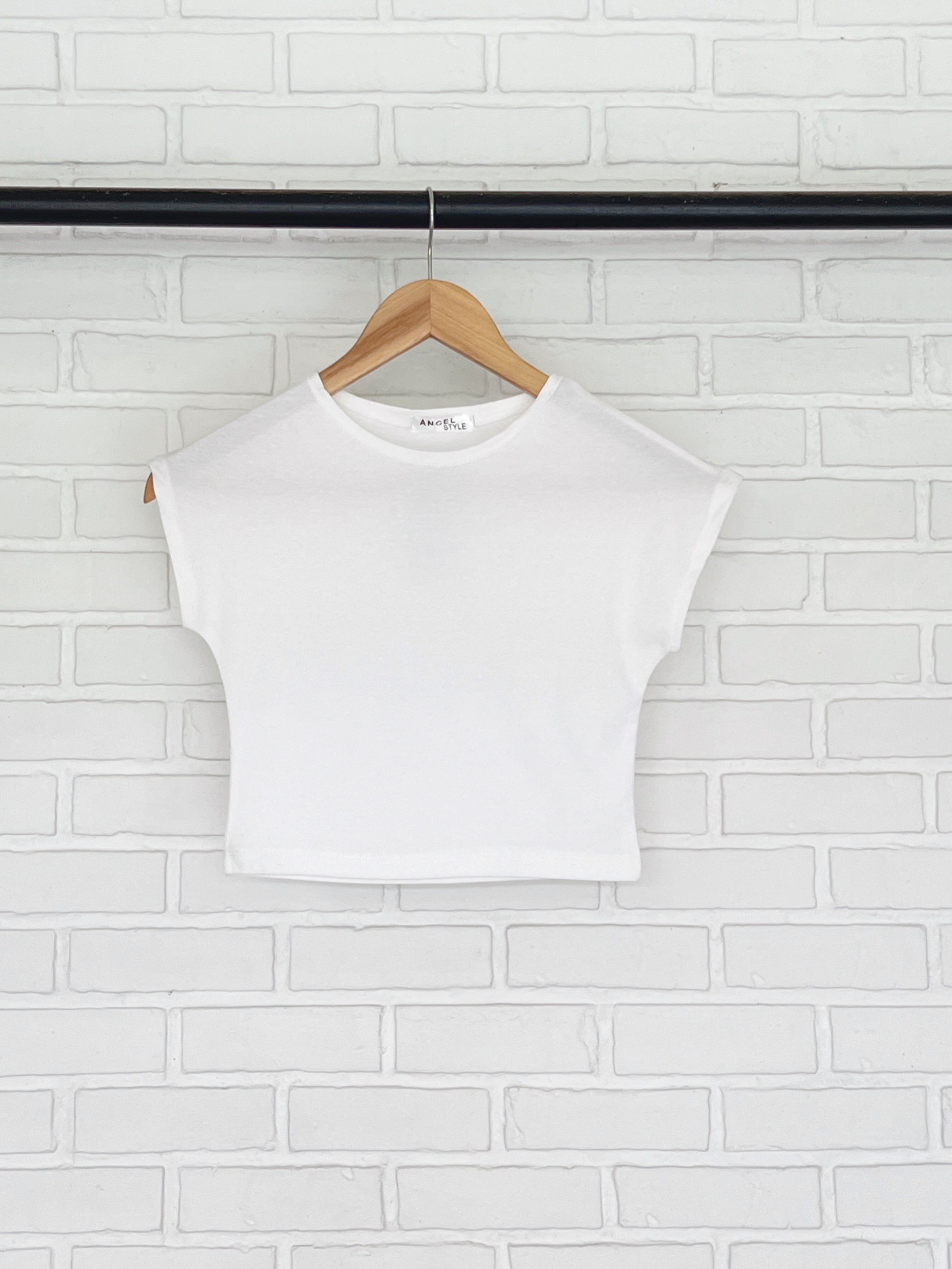 ครอปไหล่ล้ำ