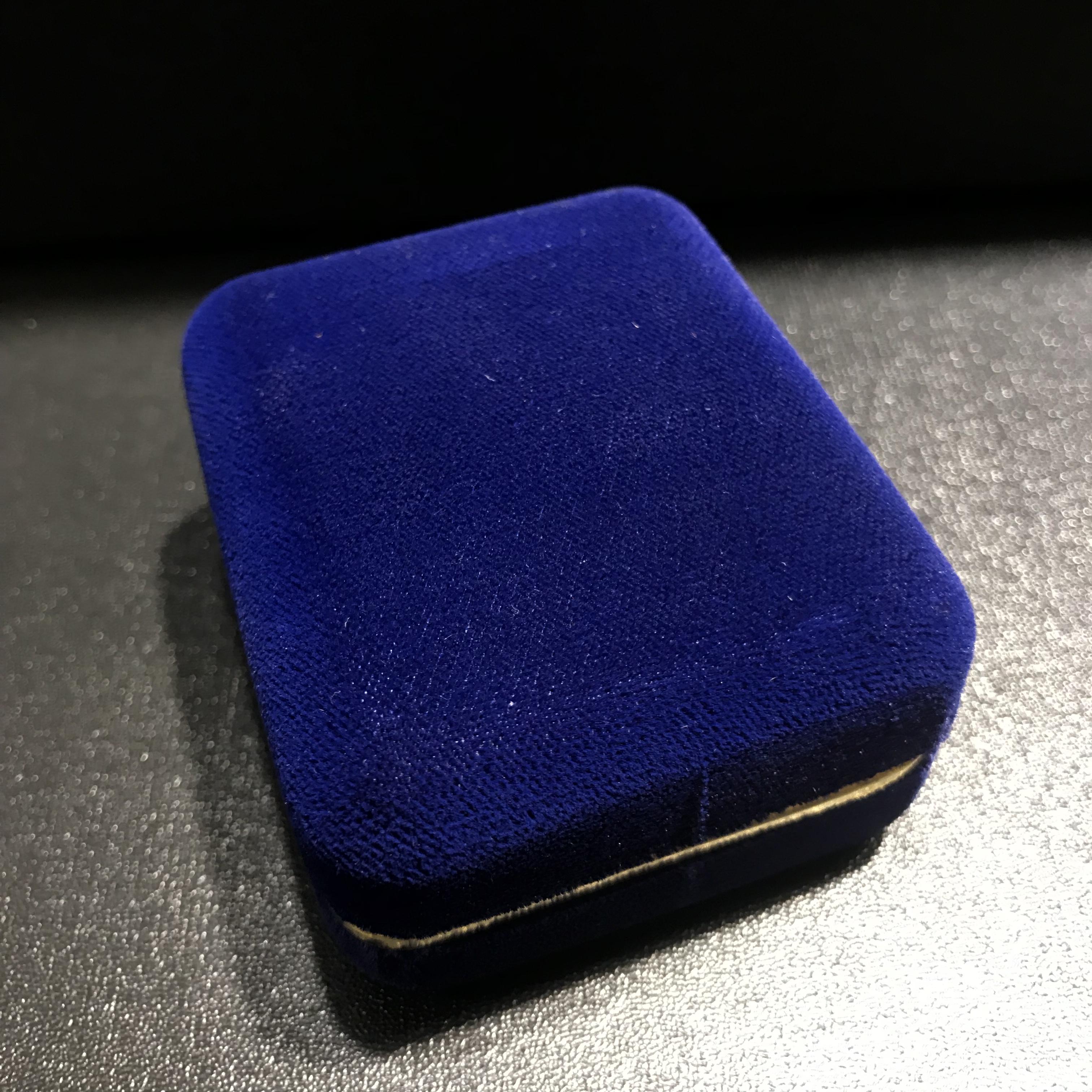 เหรียญรูปเหมือนสมเด็จพุฒาจารย์ (โต พรฺหมฺรํสี) วัดบวรนิเวศวิหาร เนื้อเงิน ปี2536