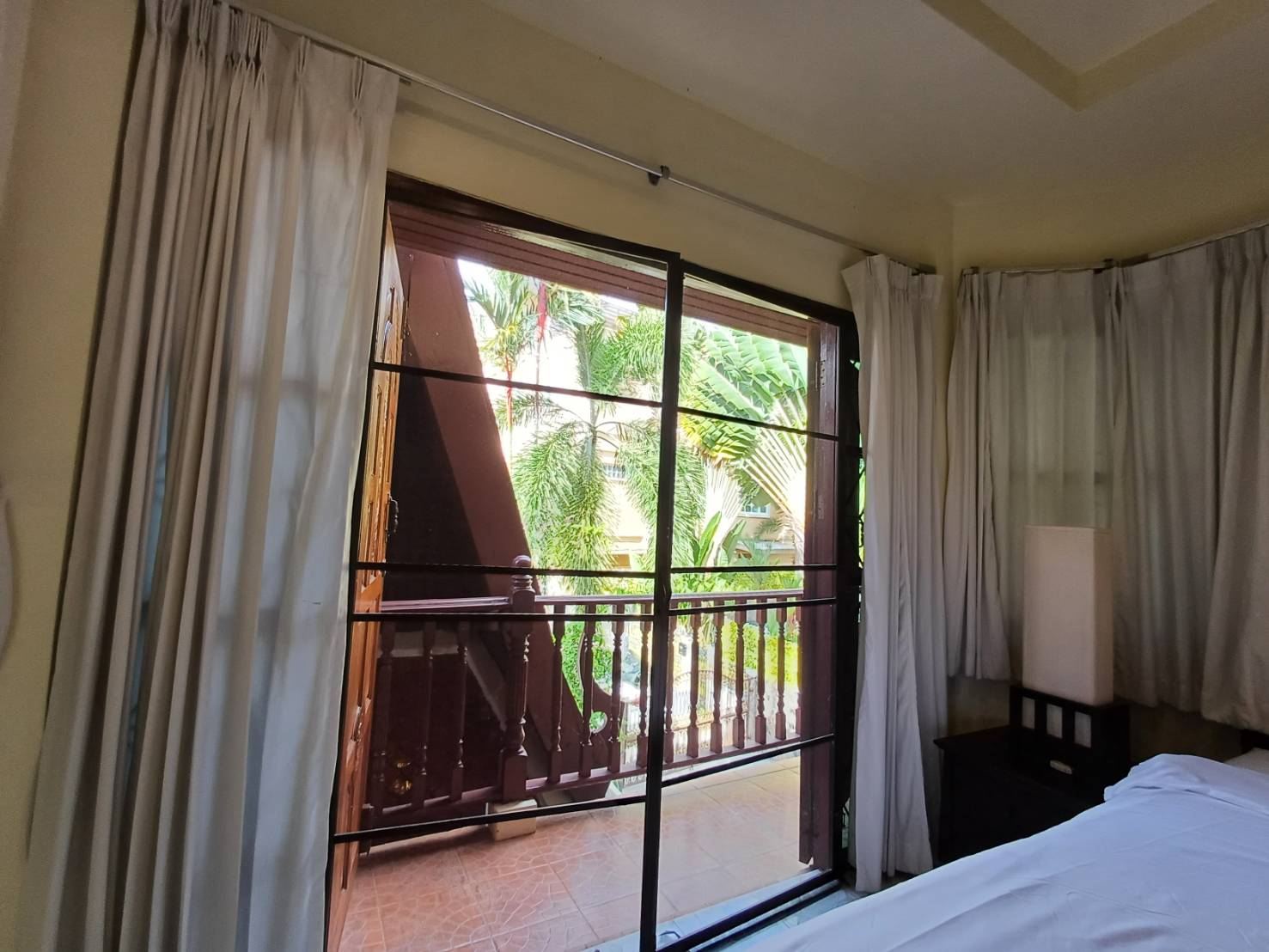 For Rent : Patong, Thai style townhouse, 2 bedroom 3 bathroom