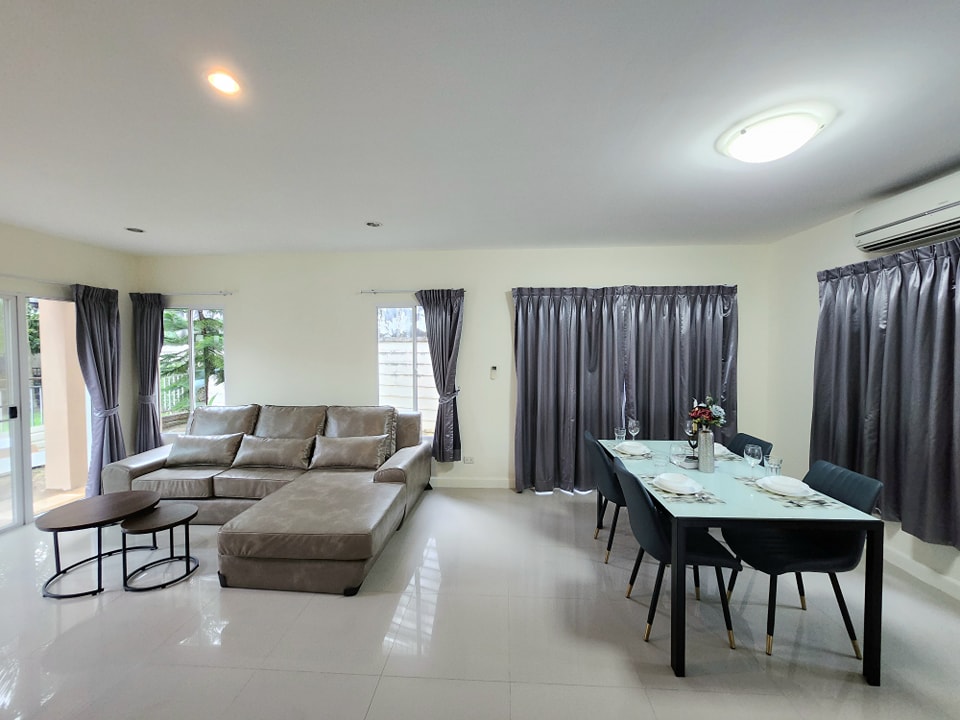 For Rent : Kathu, 2-story detached house, 3 bedrooms 2 Bathrooms