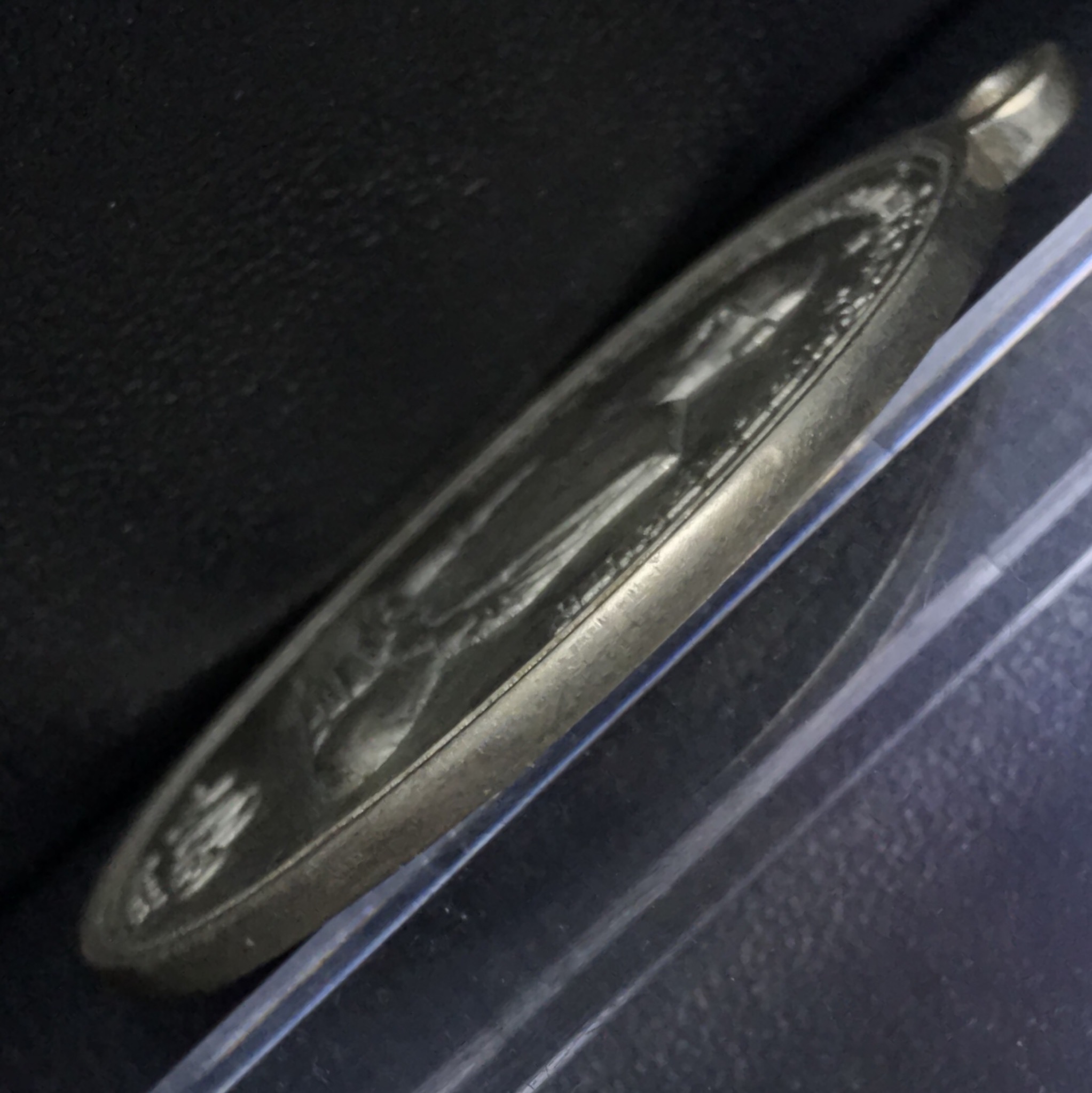 เหรียญในหลวงทรงผนวชรัชกาลที่ 9 รุ่นบูรณะพระธาตุดอยตุง พ.ศ. 2516 เนื้ออัลปาก้า