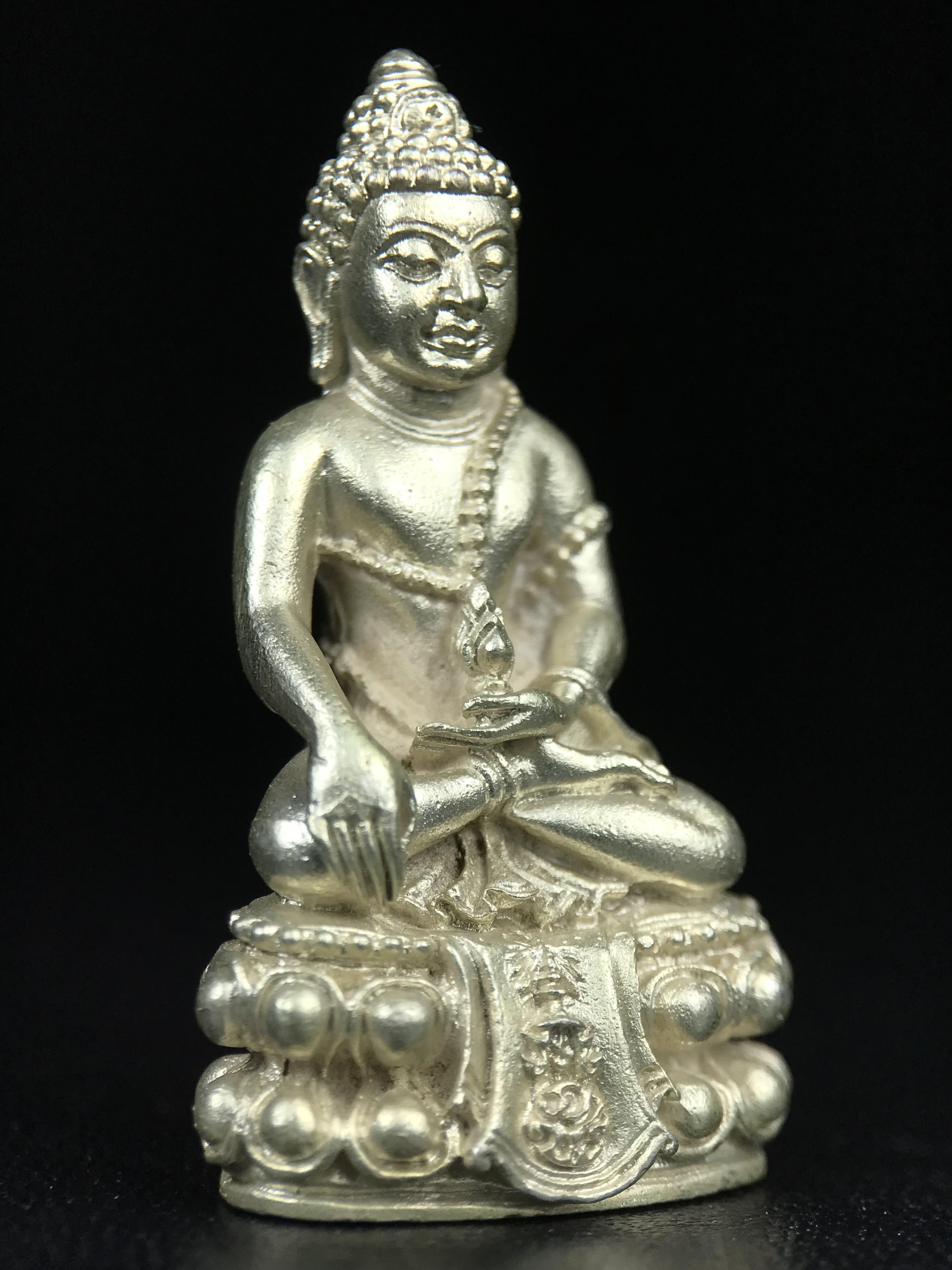 พระกริ่งศิรากาศ ภปร.(พระกริ่งคุ้มเกล้า)วัตถุมงคล"คุ้มเกล้าฯ" มูลนิธิ “คุ้มเกล้า” ในพระบรมราชูปถัมภ์ จัดสร้าง โรงพยาบาลภูมิพล เนื้อเงิน(พิมพ์หน้าไทย)(สภาพผิวขึ้นน้ำทองทั่วองค์สวยมากมาก!!)(ในหลวงรัชกาลที่9เสด็จเททอง)(พิธีใหญ่)(นิยม)