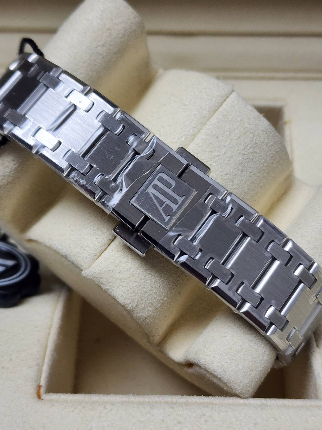 PRE-ORDER AP ROYAL OAK 50th Anniversary 16202 ST (39MM.)