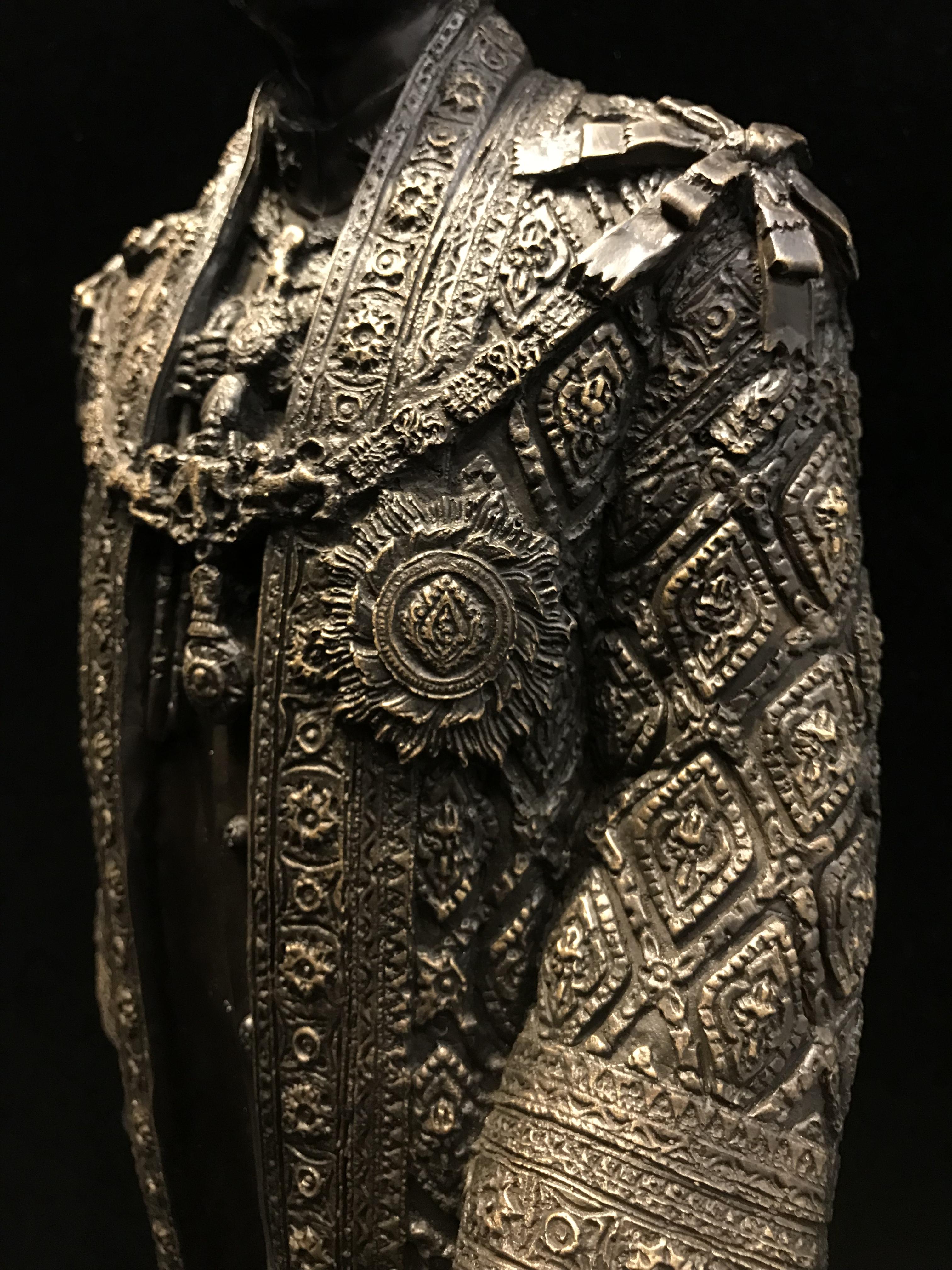 พระบรมรูปจำลองในหลวง รัชกาลที่ ๙ จัดสร้างโดย สมาคมศิษย์เก่าวิทยาศาสตร์ จุฬาลงกรณ์มหาวิทยาลัยและคณะวิทยาศาสตร์ จุฬาลงกรณ์มหาวิทยาลัย ปี2539(พร้อมกล่องบรรจุเดิมและใบรับรองจากผู้จัดสร้าง)