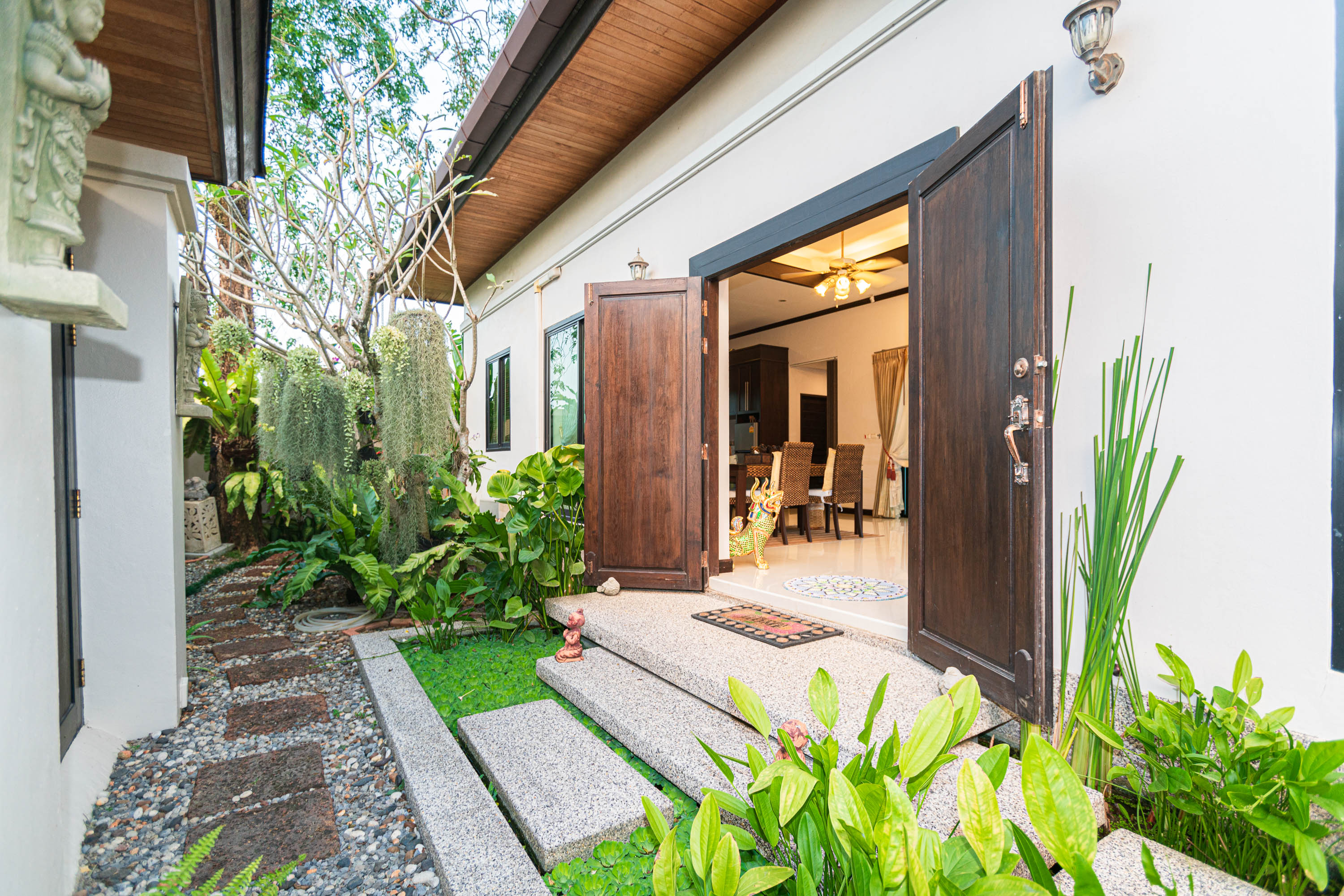 For Rent : Private Pool Villa in Cherngtalay BangJo, 3 Bedrooms 2 Bathrooms