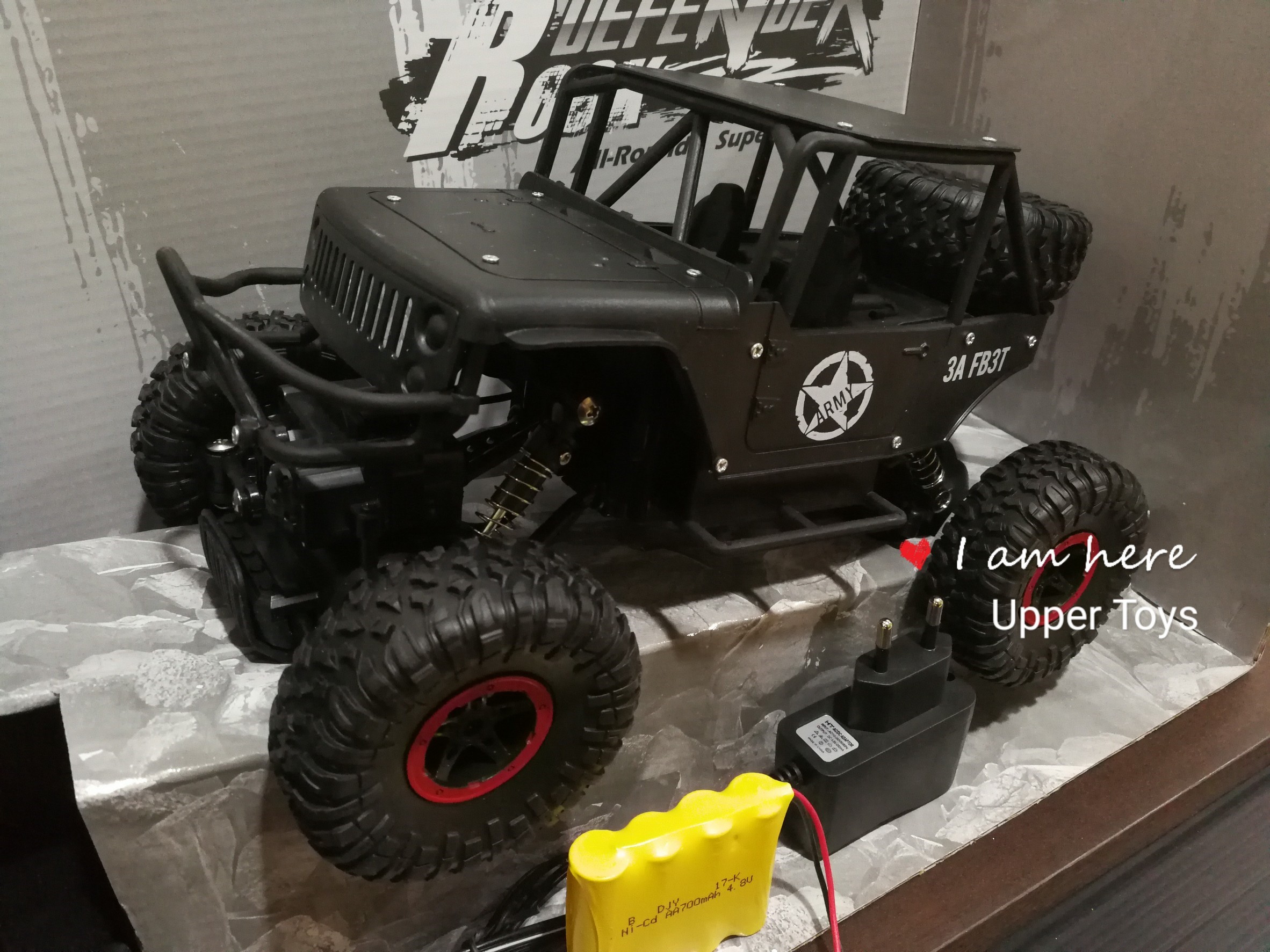 รถจิ๊บบังคับไฟฟ้า jeeb ไต่หิน4x4 1/14 เคลื่อน 2.4 Gz no.699-113B (สีดำด้าน)