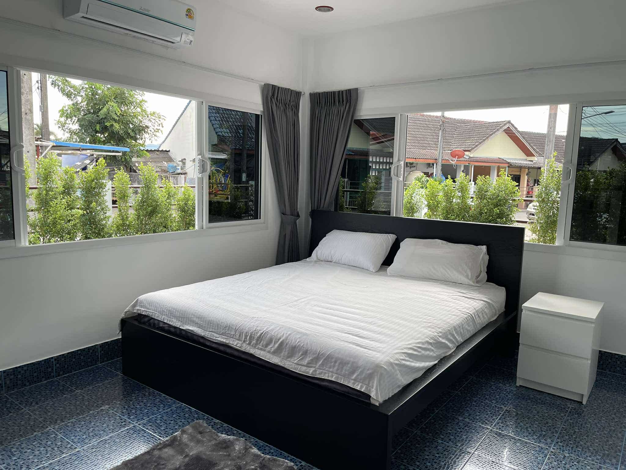 For Rent : Soi Ta-Iad, Phuket 2 Bedrooms 2 Bathrooms