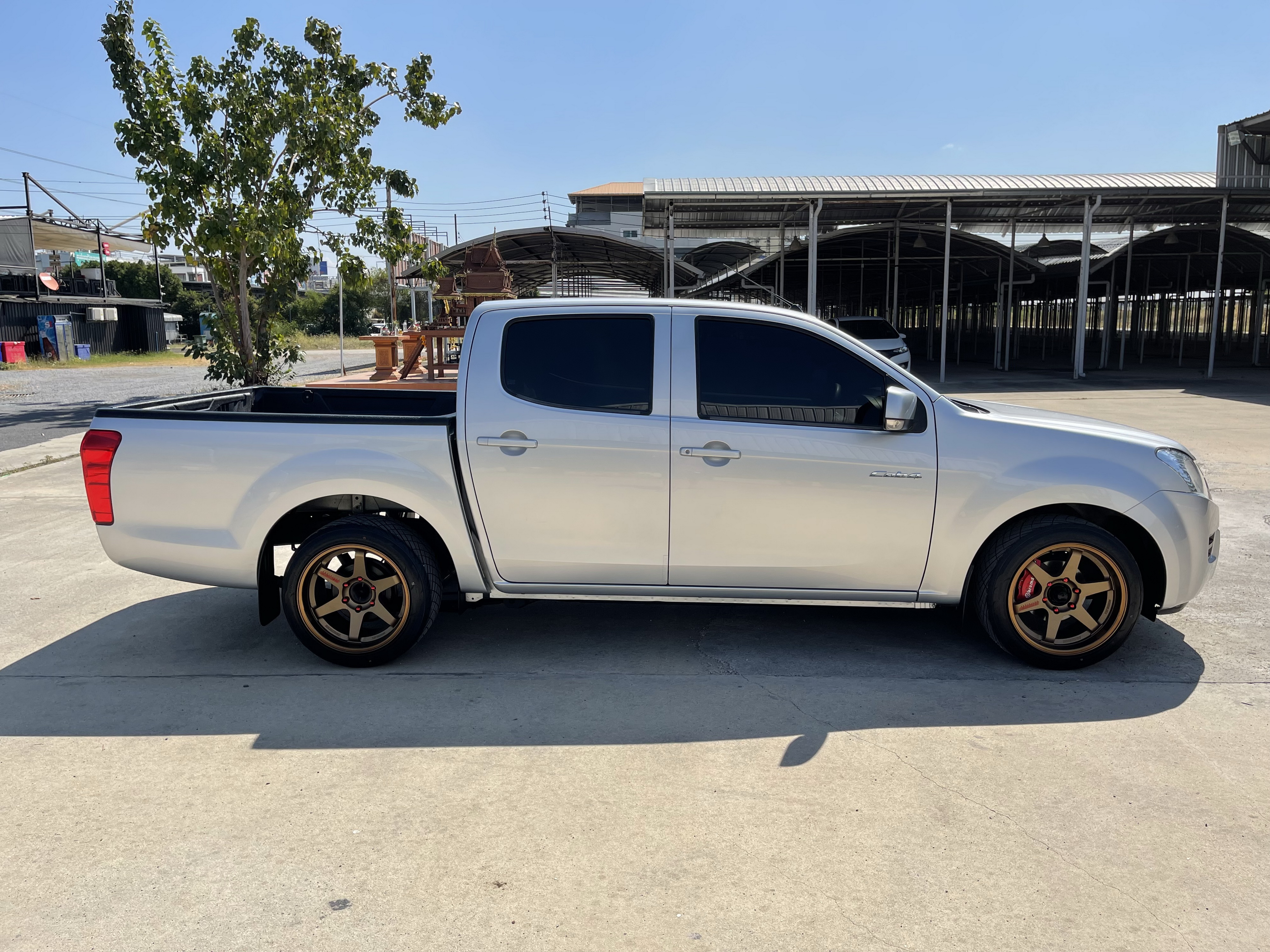 Isuzu Dmax All New 4ประตู 2.5 L 2013 เงิน