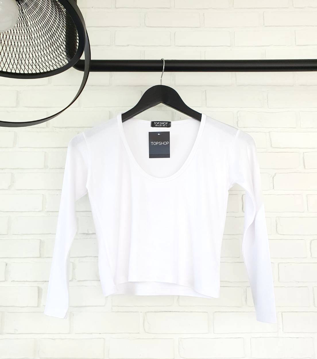 ครอปยูแขนยาว