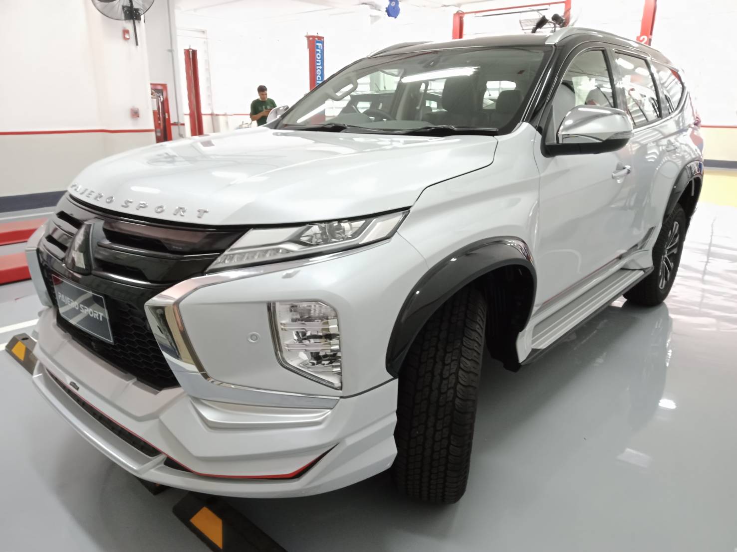 Mitsubishi all new Pajero 2019 bodykits by Amotriz