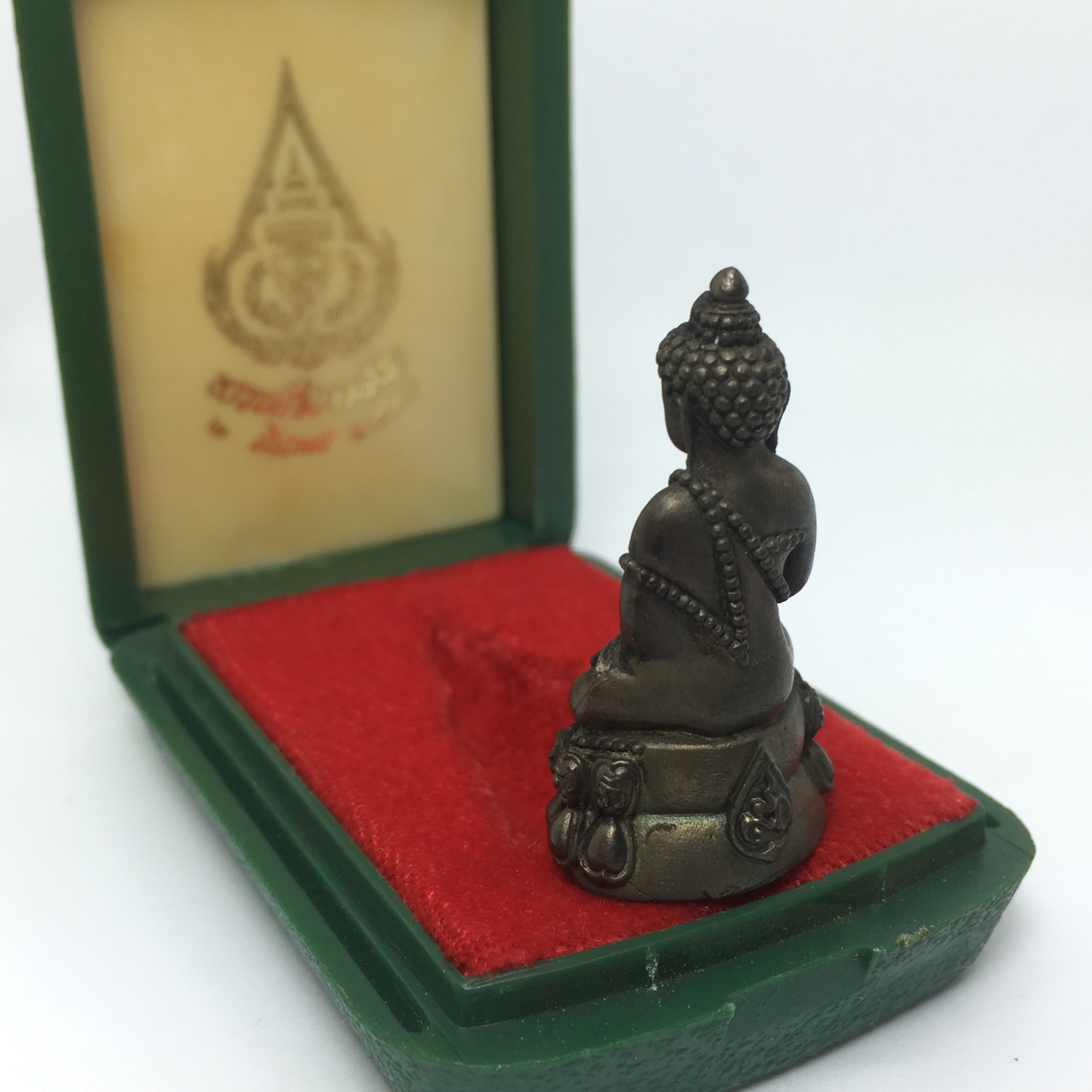 พระกริ่งวาสนาสมเด็จพระสังฆราช (วาสน์) วัดราชบพิธฯ ปี๒๕๓๑ เนื้อนวะโลหะ สร้างเป็นที่ระลึกในคราวที่สมเด็จพระอริยวงศาคตญาณ สมเด็จพระสังฆราช (วาสน์ วาสโน) วัดราชบพิธฯ มีพระชนมายุครบ ๙๐ พรรษา(ในหลวง ร.9 เสด็จในพิธี)