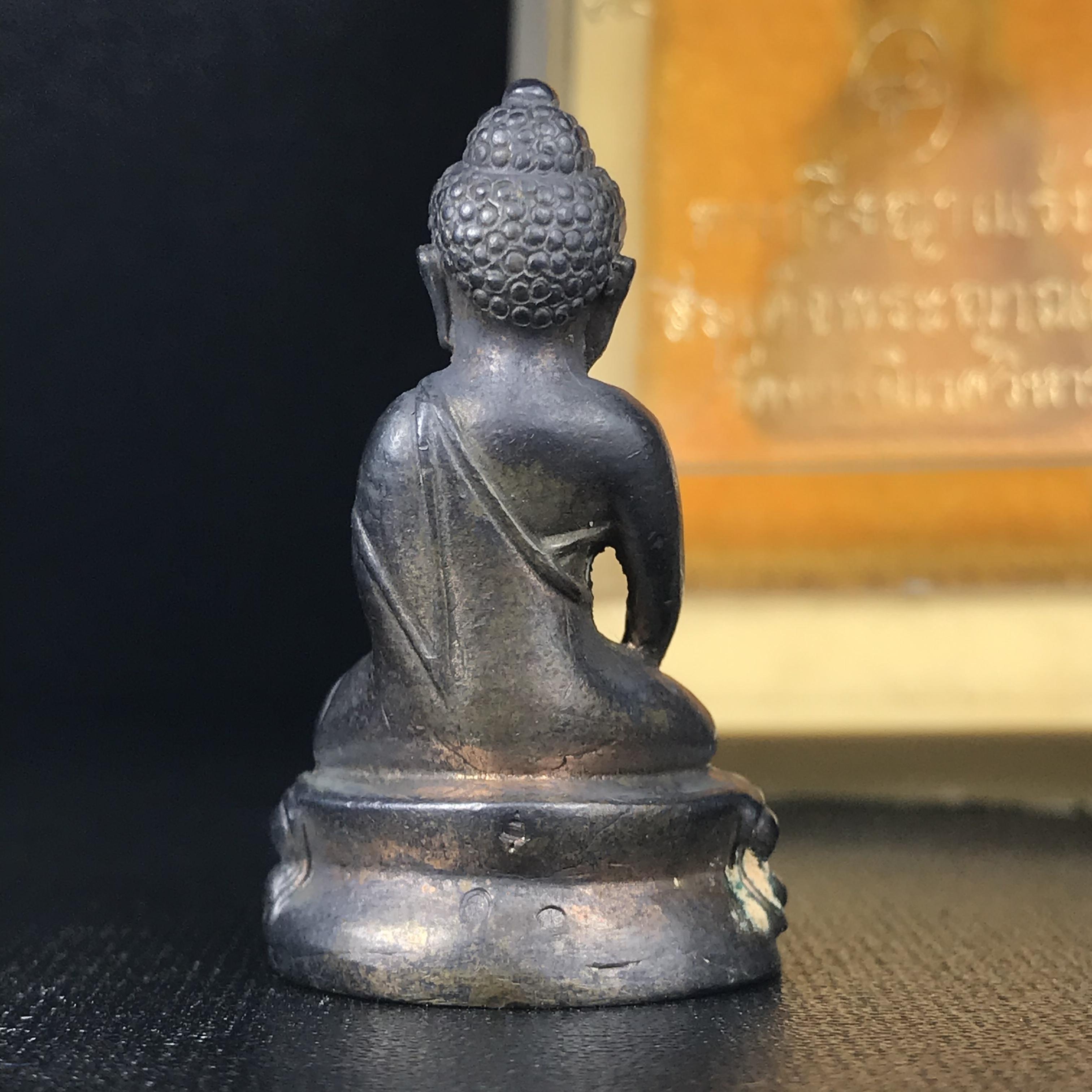 พระกริ่งญาณรังษี รุ่นแรก ปี 2531 เนื้อนวโลหะ จัดสร้างวาระครบ 75 ปี สมเด็จพระญาณสังวร สมเด็จพระสังฆราช วัดบวรนิเวศวิหาร