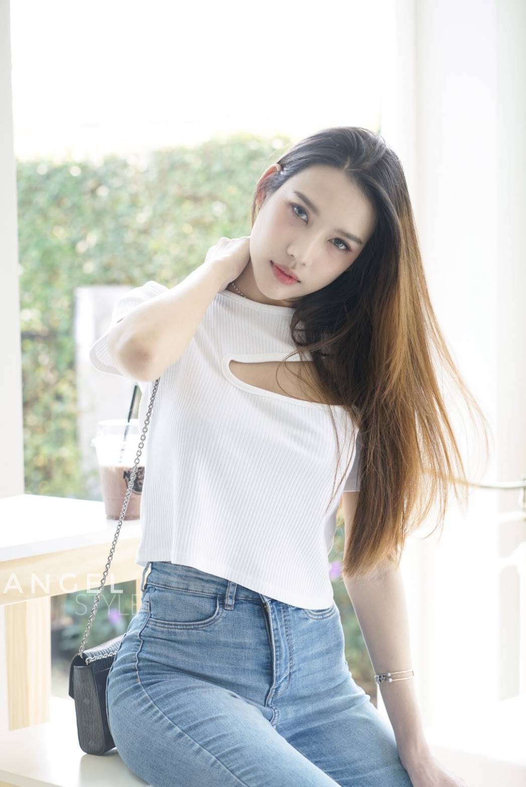 ครอปไหล่โหว่