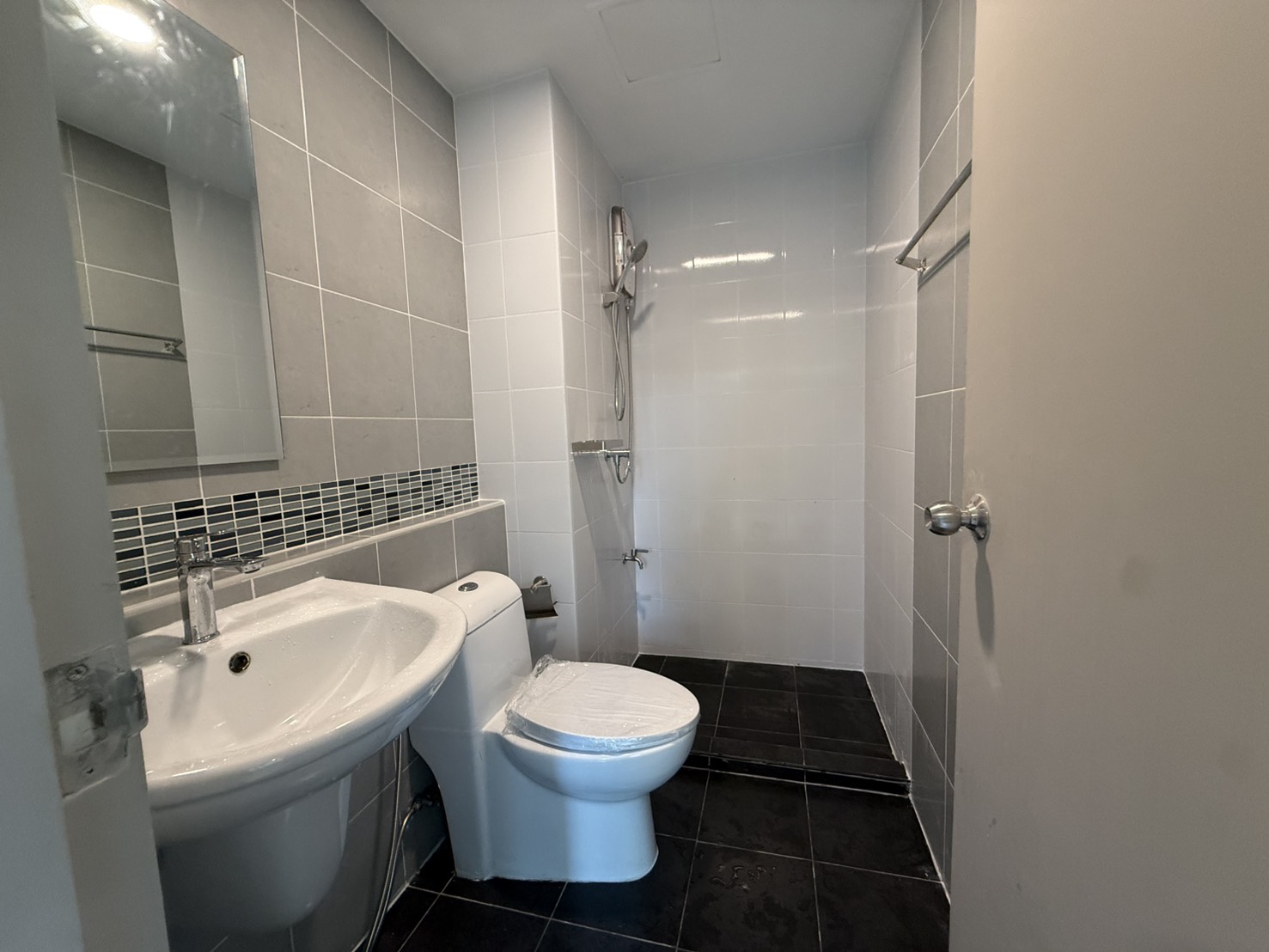 For Sales : Kathu, Dcondo Kathu-Patong, 1 Bedroom, 1st flr., Garden View