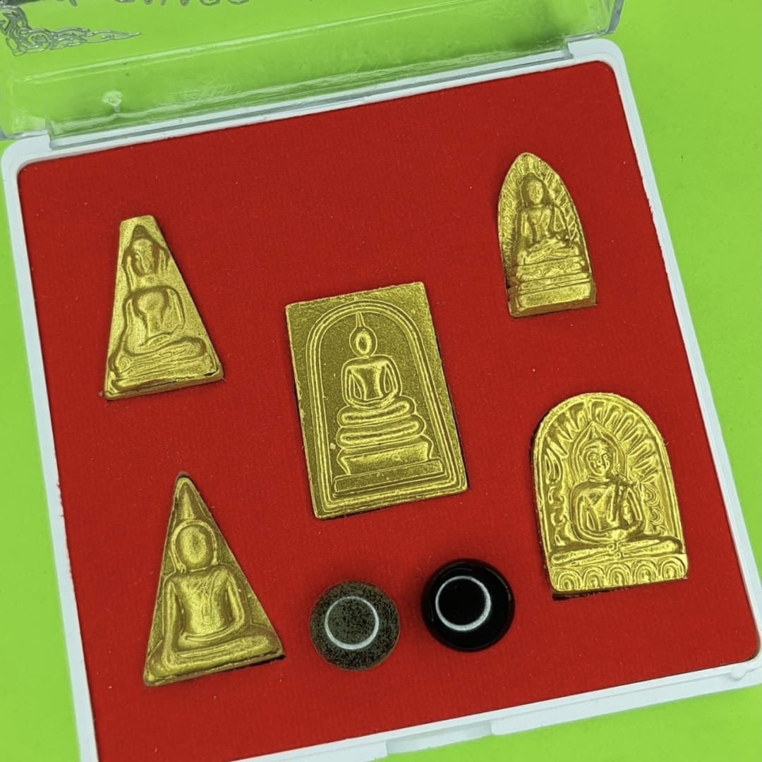 พระเครื่อง พระเบญจภาคี ชุดพระเบญจภาคี เบญจภาคี แร่เหล็กน้ำพี้ ทำสีทอง | พระรอด พระนางพญา พระสมเด็จ แร่เหล็กน้ำพี้อุตรดิตถ์ พระผงสุพรรณ พระซุ้มกอ และ ไหลน้ำพี้