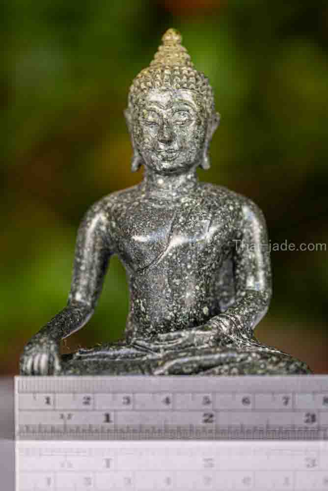 พระสิงห์ปางมารวิชัยสิงห์1 ฐานบัวคว่ำบัวหงาย พระแกะสลักพร้อมฐาน หินแม่น้ำโขง ขนาดนิ้ว3นิ้ว พระแกะสลักหิน งานศิลปะ มีฝีมือ