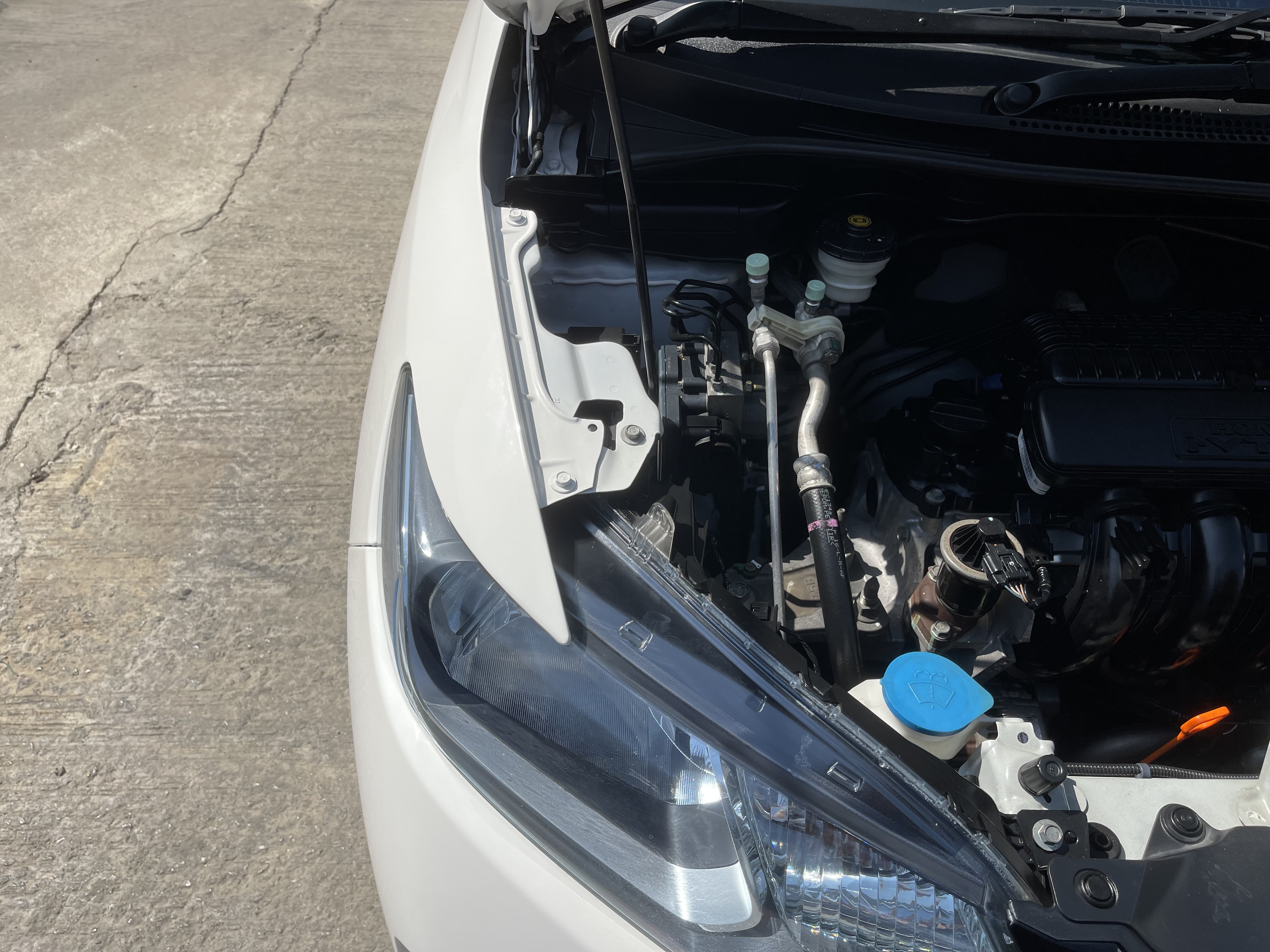 Honda Jazz 1.5 SV At 2016 ขาว