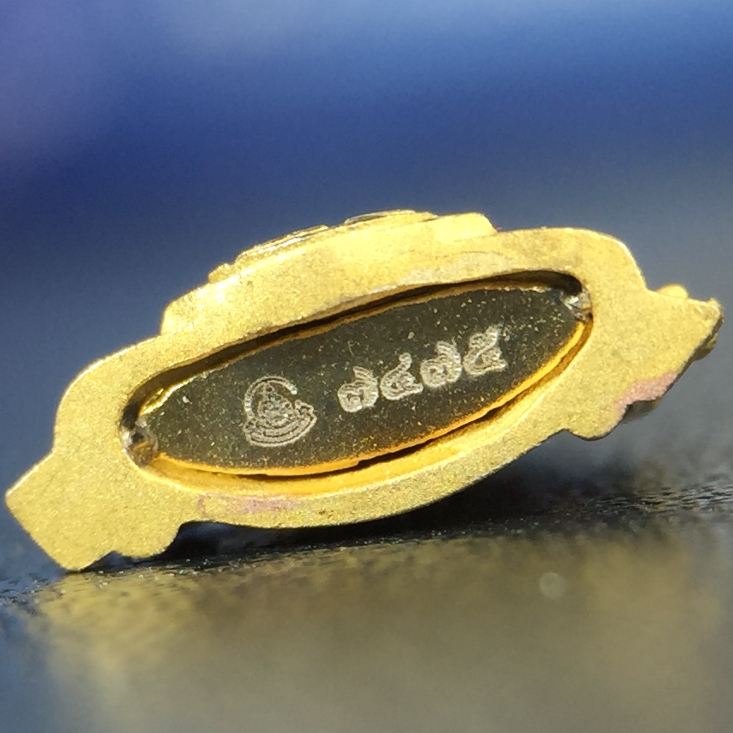 พระพุทธชินราช ภปร. โครงการ เพราะแผ่นดินนี้คือแผ่นดินเกิด เนื้อเงินชุบสามกษัตริย์ ปี2551 ขนาดหน้าตัก1/4นิ้ว (สวยงามหายาก)