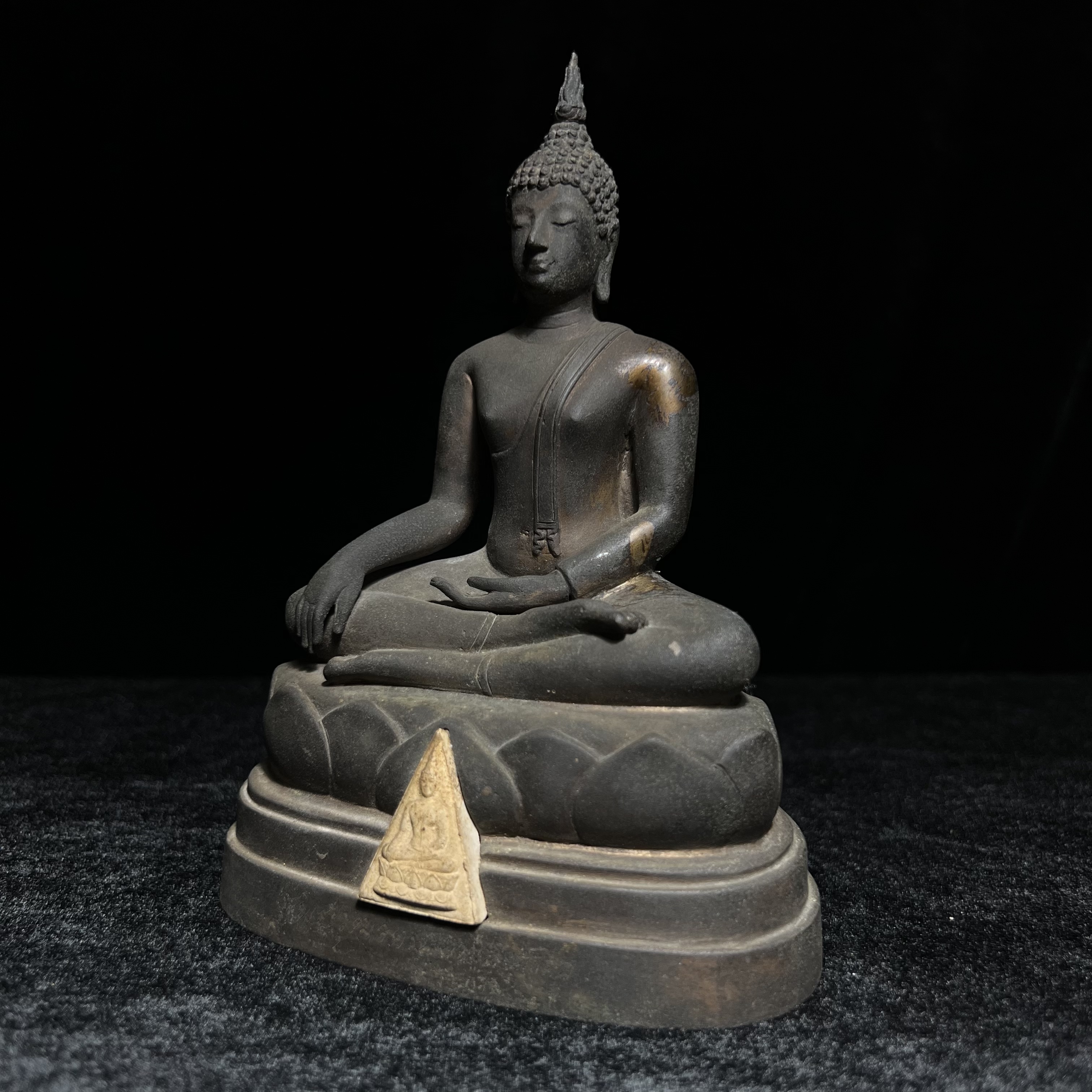 พระวุฒิจิตรลดามหามงคล ปี2542 หน้าตัก 3.5นิ้ว(อีก1ของดีที่หายาก)