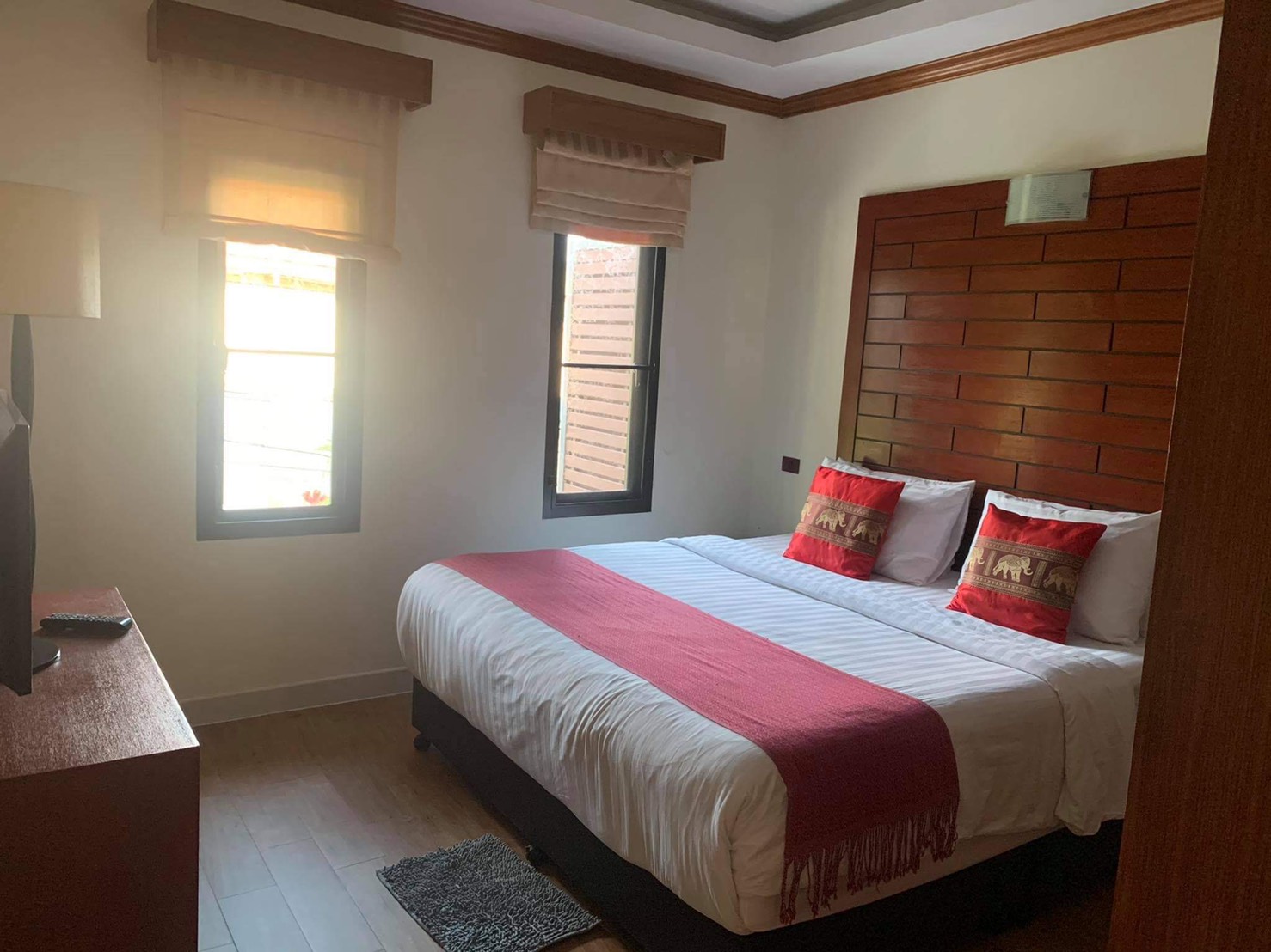 For Rent : Bangtao Private Pool Villa, 3 bedrooms 4 Bathrooms, Pool view.