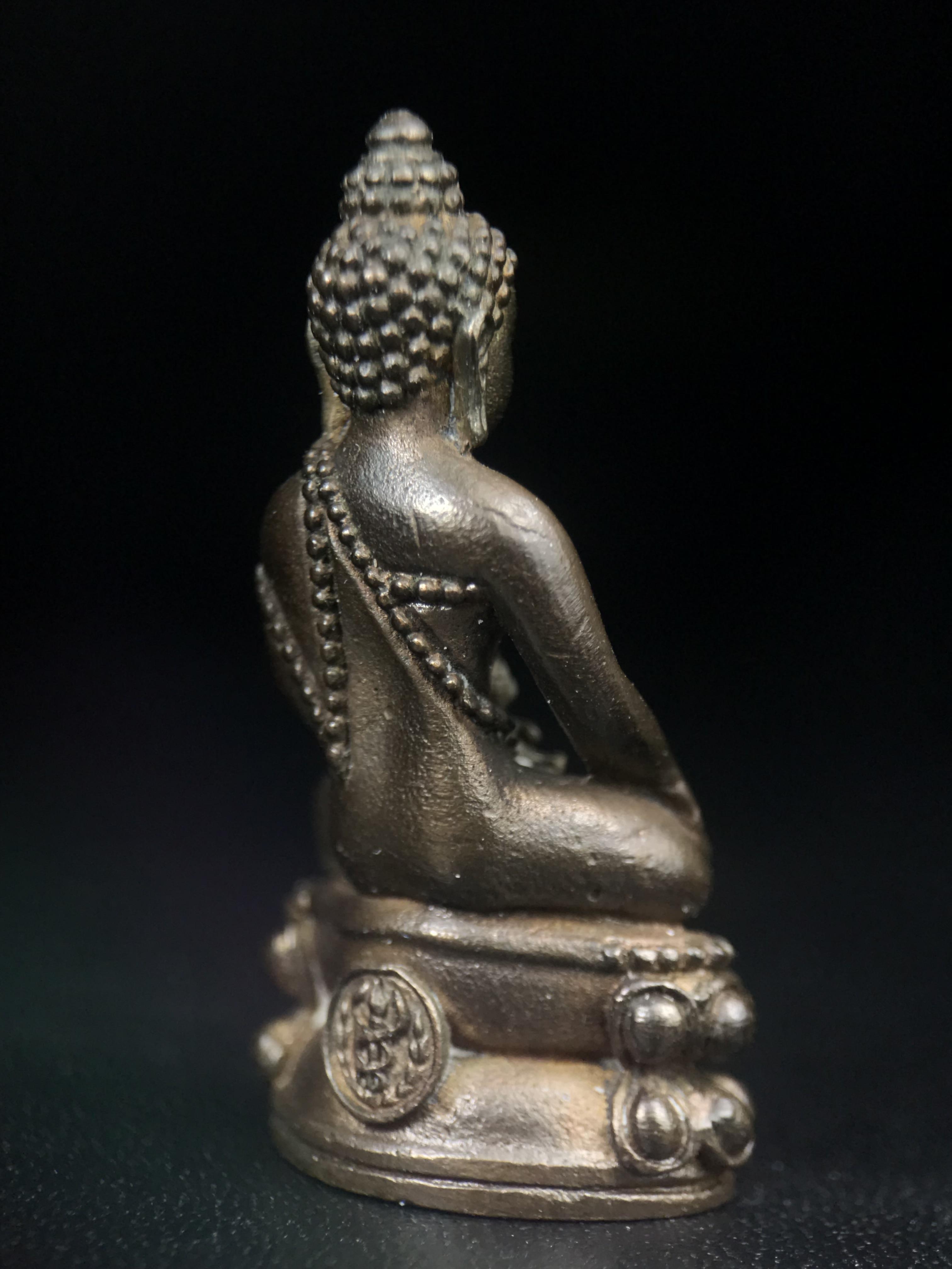 พระกริ่งศิรากาศ ภปร.(พระกริ่งคุ้มเกล้า)วัตถุมงคล"คุ้มเกล้าฯ" มูลนิธิ “คุ้มเกล้า” ในพระบรมราชูปถัมภ์ จัดสร้าง โรงพยาบาลภูมิพล เนื้อนวโลหะ(พิมพ์หน้าไทย)(ในหลวงรัชกาลที่9เสด็จเททอง)(พิธีใหญ่)(นิยม)