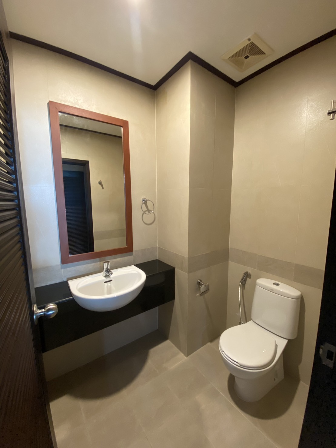 For Rent : Kathu, The Heritage Condo, 2 Bedroom 3 Bathroom, 2nd flr.