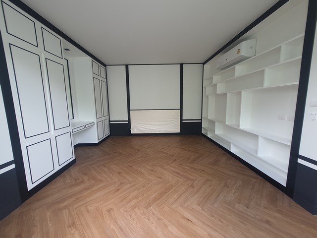 For Sales : Bangtao, Luxury Pool Villa @Pasak soi 8 3 bedrooms 3 Bathrooms, Pool view.