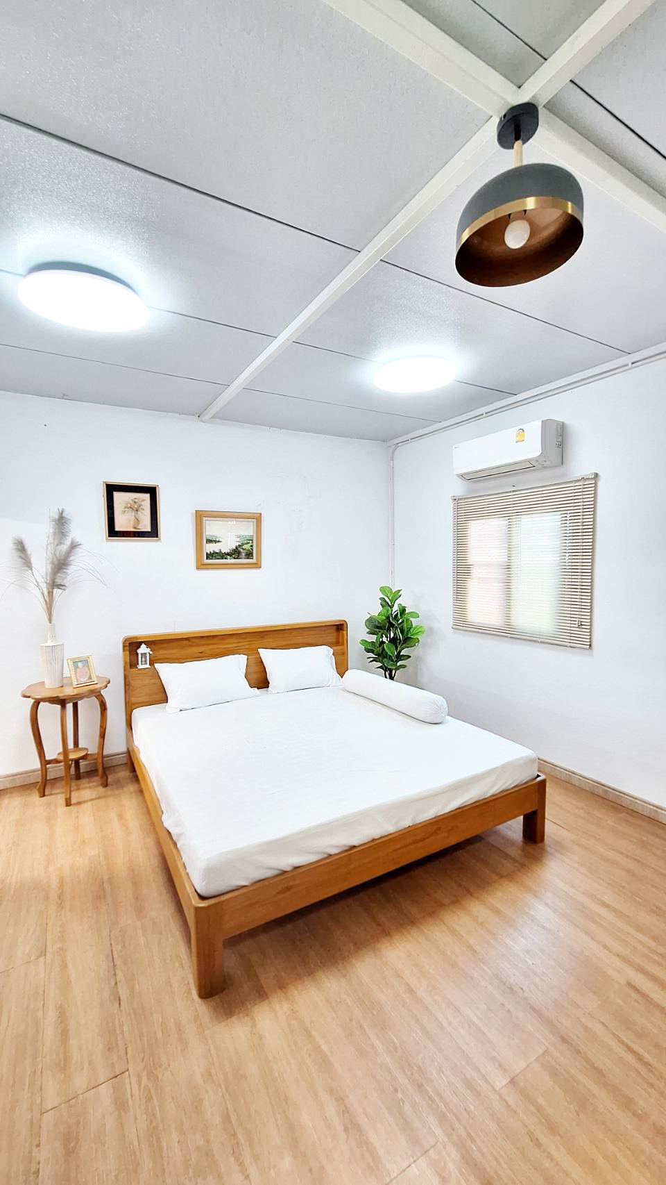 เตียงโมเดิร์น รุ่น คาร์เนชั่น