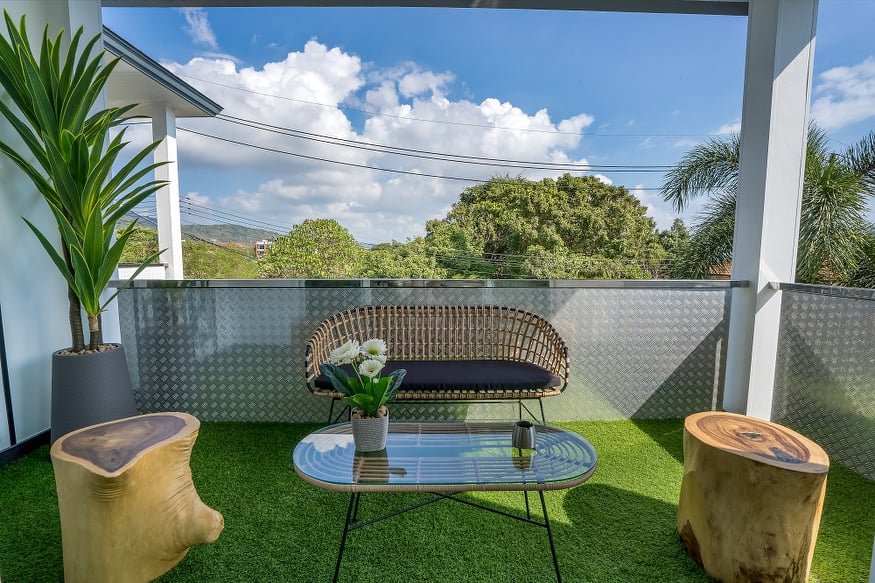 For Sales : Rawai, Luxury Private Pool Villa, 7 bedrooms 7.5 bathrooms, 450 sqm.