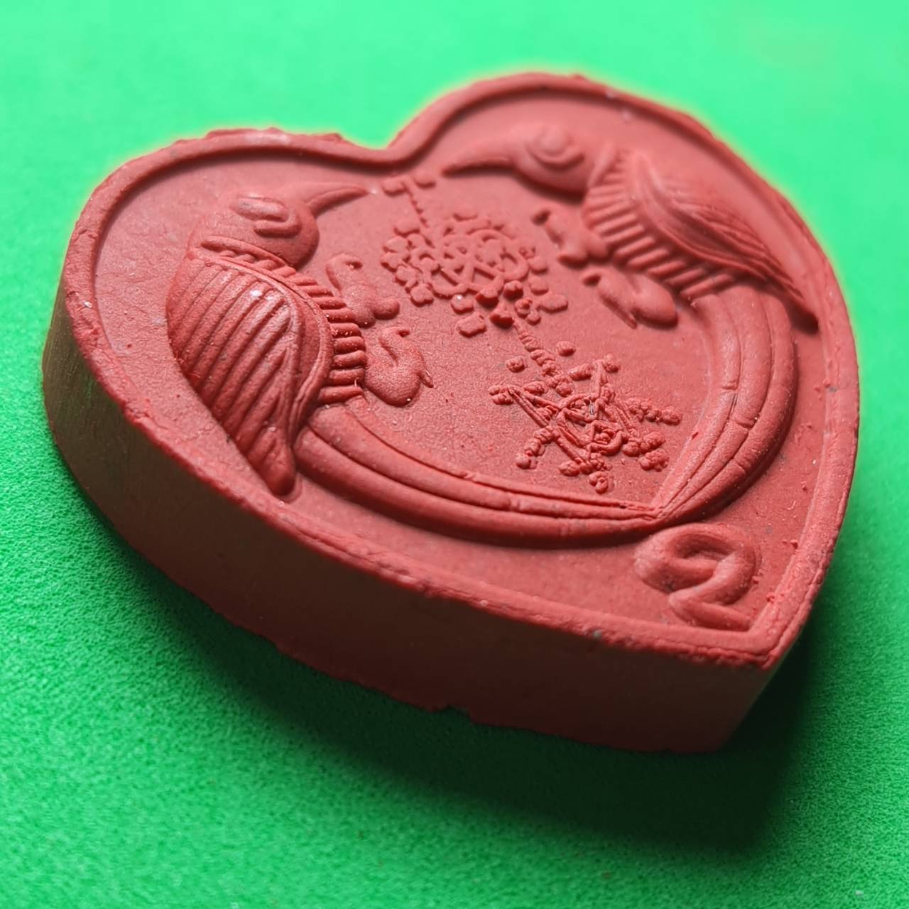 ของเสน่ห์ สาริกาลิ้นทอง สีแดง เลี่ยมกรอบ รุ่นคู่ไม่ขาด โชคไม่หมด รวยเปรี้ยง สาริกาเสน่ห์ สาริกาค้าขาย สาริกาลิ้นทอง